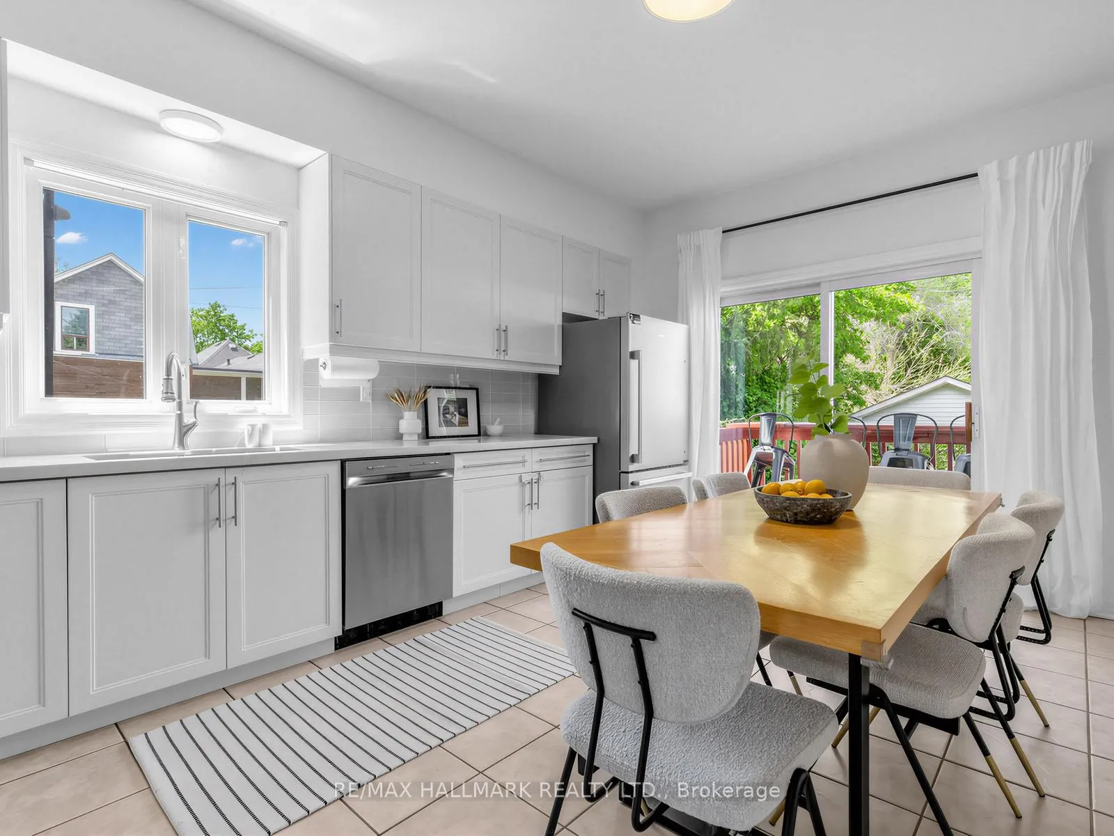 Photo 17 of 62 Doncaster Avenue, Toronto, Woodbine-Lumsden — HOMEH