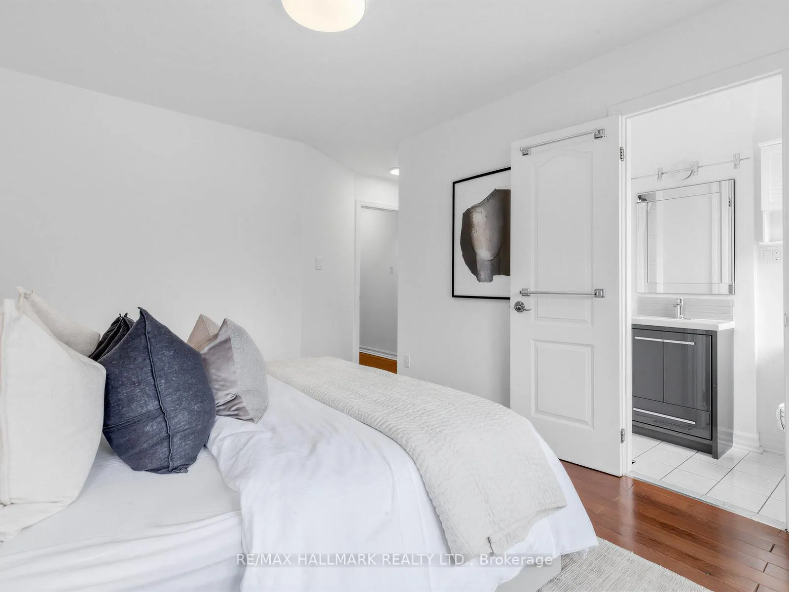 Photo 27 of 62 Doncaster Avenue, Toronto, Woodbine-Lumsden — HOMEH