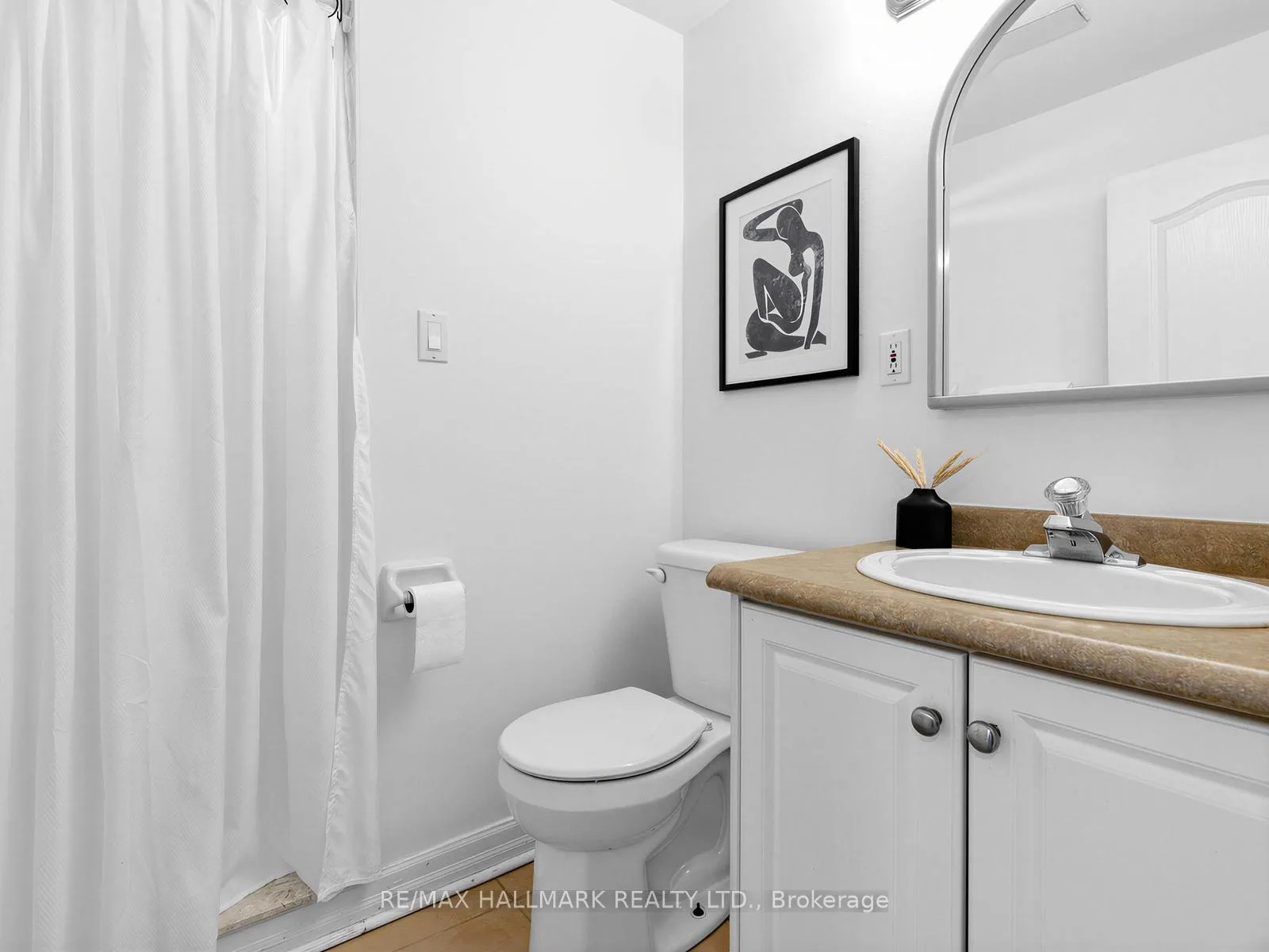 Photo 31 of 62 Doncaster Avenue, Toronto, Woodbine-Lumsden — HOMEH