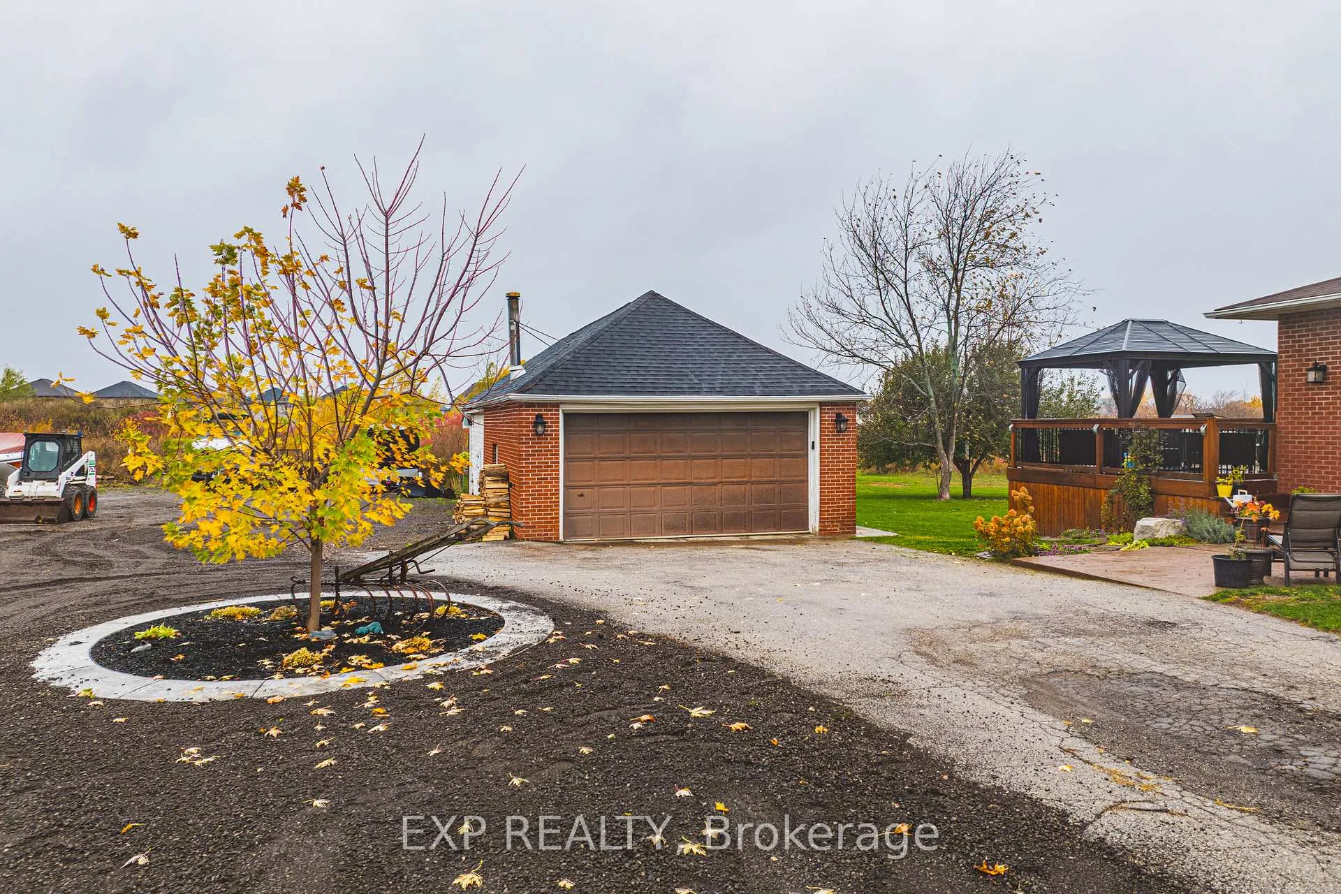 Photo 4 of 70 Webster Road, Hamilton, Gershome — HOMEH