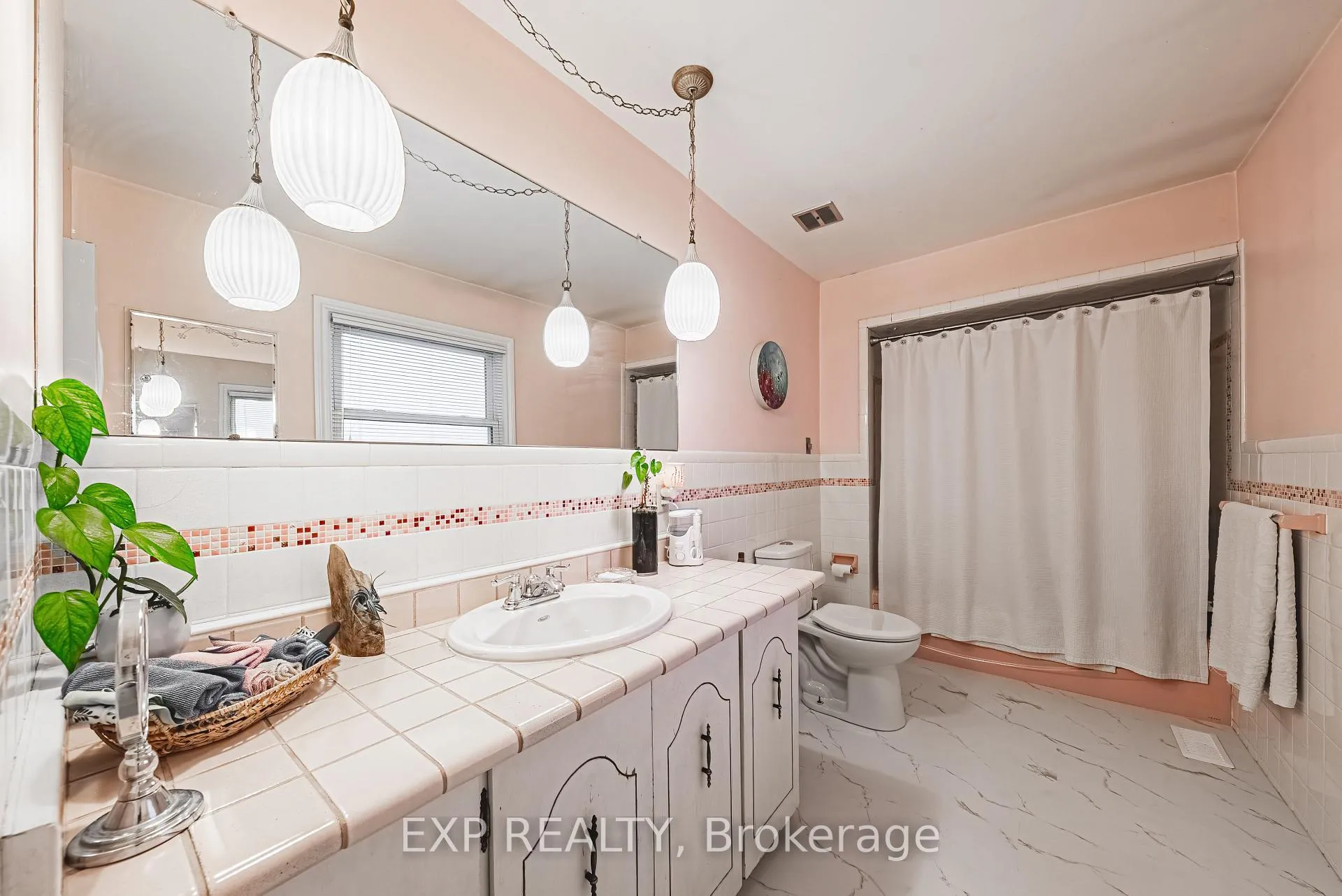 Photo 30 of 70 Webster Road, Hamilton, Gershome — HOMEH