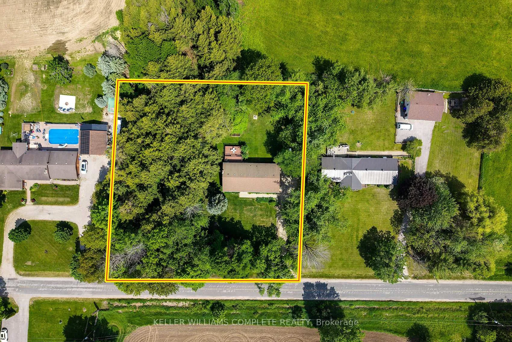 Photo 43 of 2364 14th Line, Innisfil, Rural Innisfil — HOMEH