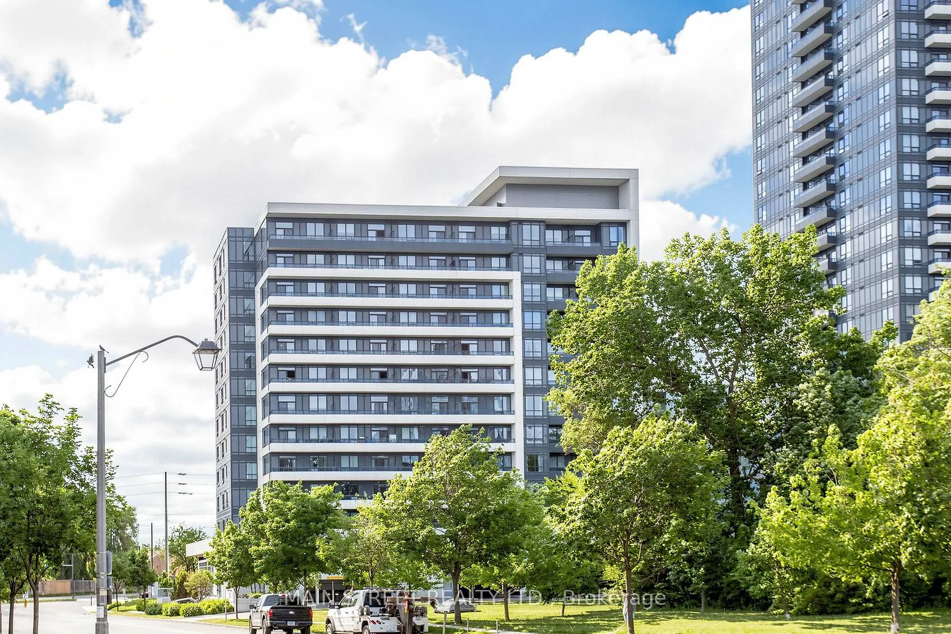 Photo 2 of Unit 228, 7900 Bathurst Street, Vaughan, Beverley Glen — HOMEH
