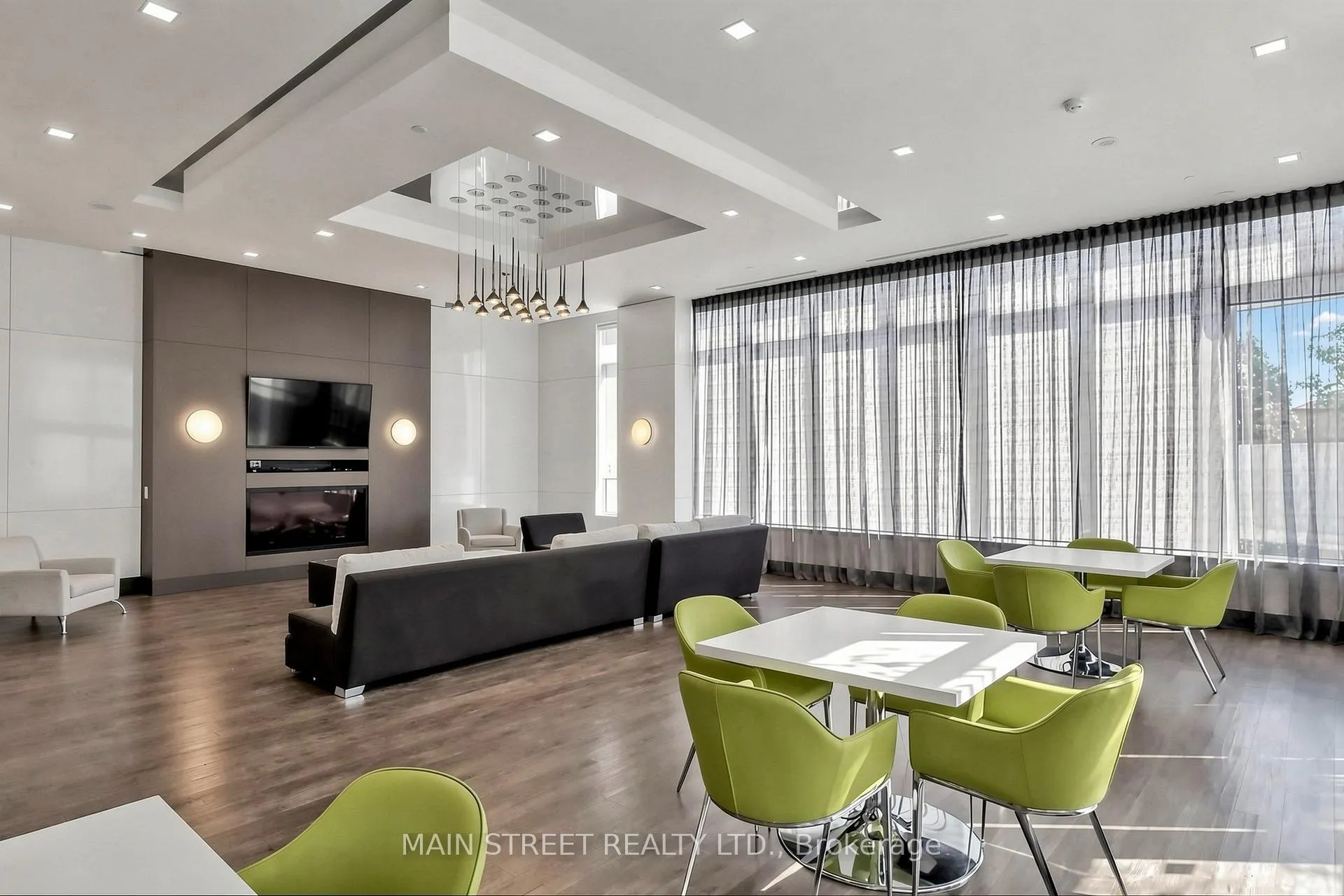 Photo 5 of Unit 228, 7900 Bathurst Street, Vaughan, Beverley Glen — HOMEH