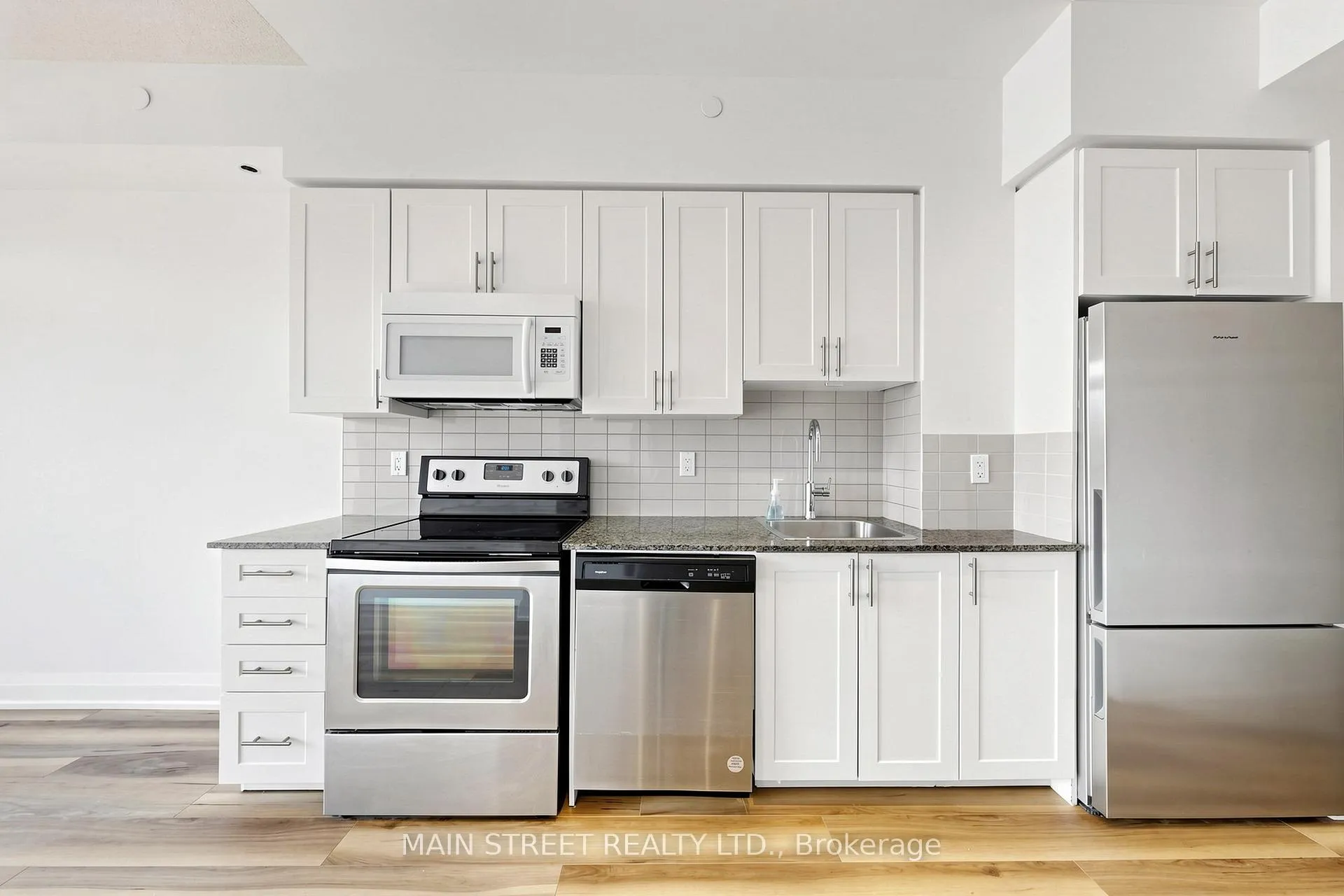 Photo 14 of Unit 228, 7900 Bathurst Street, Vaughan, Beverley Glen — HOMEH