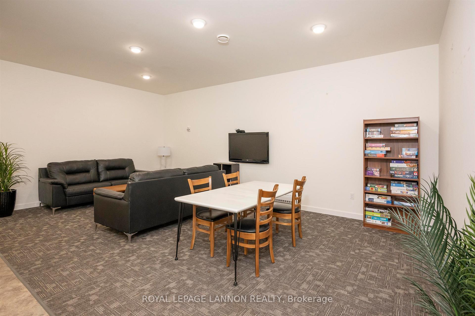 Photo 9 of Unit 3209, 96 High Street N, Thunder Bay, College Heights — HOMEH