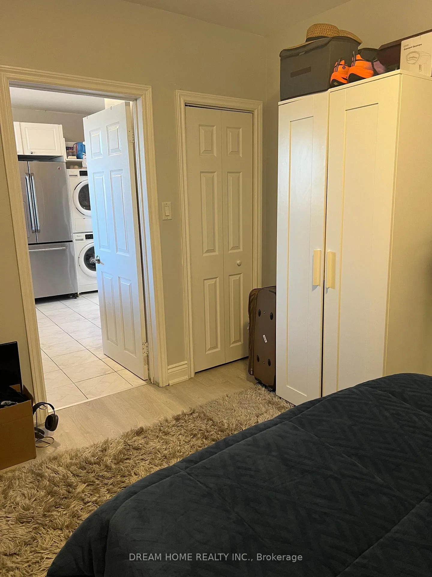 Photo 14 of Unit Upper, 376 Blackthorn Avenue, Toronto, Keelesdale-Eglinton West — HOMEH