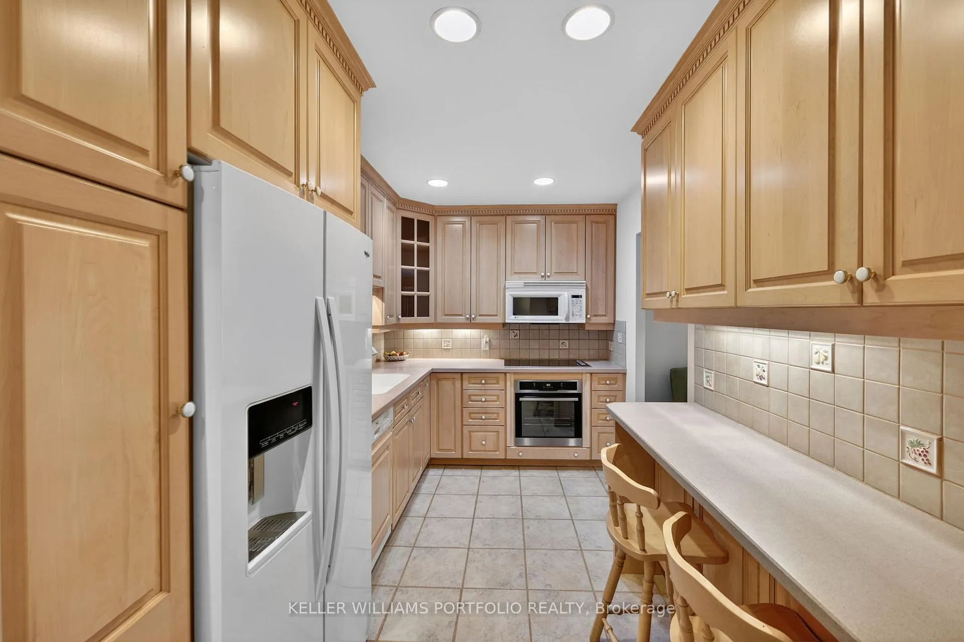 Photo 5 of Unit 36, 696 King Street, Midland — HOMEH