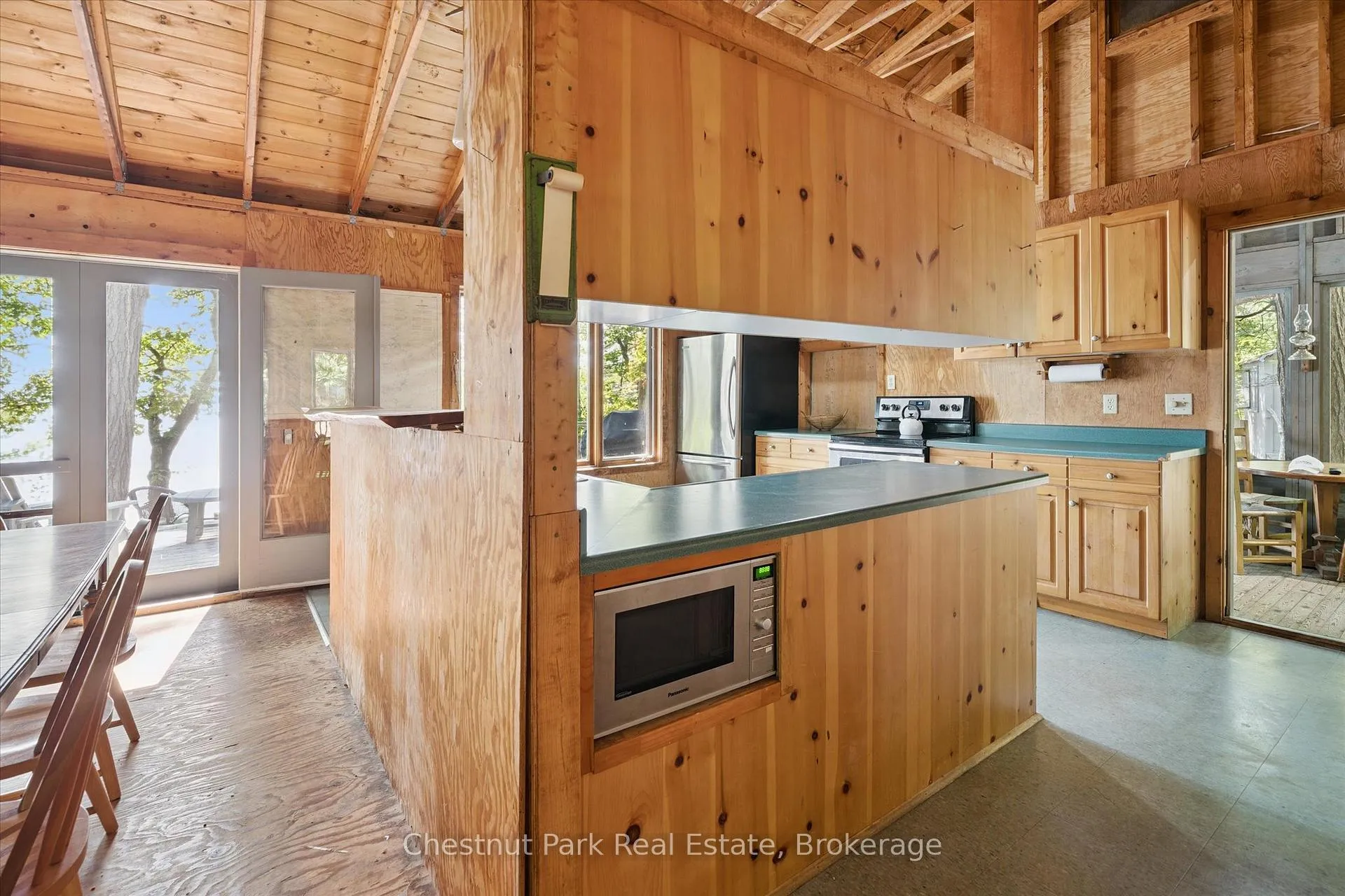 Photo 21 of 982 Browning Island, Bracebridge, Muskoka (N) — HOMEH
