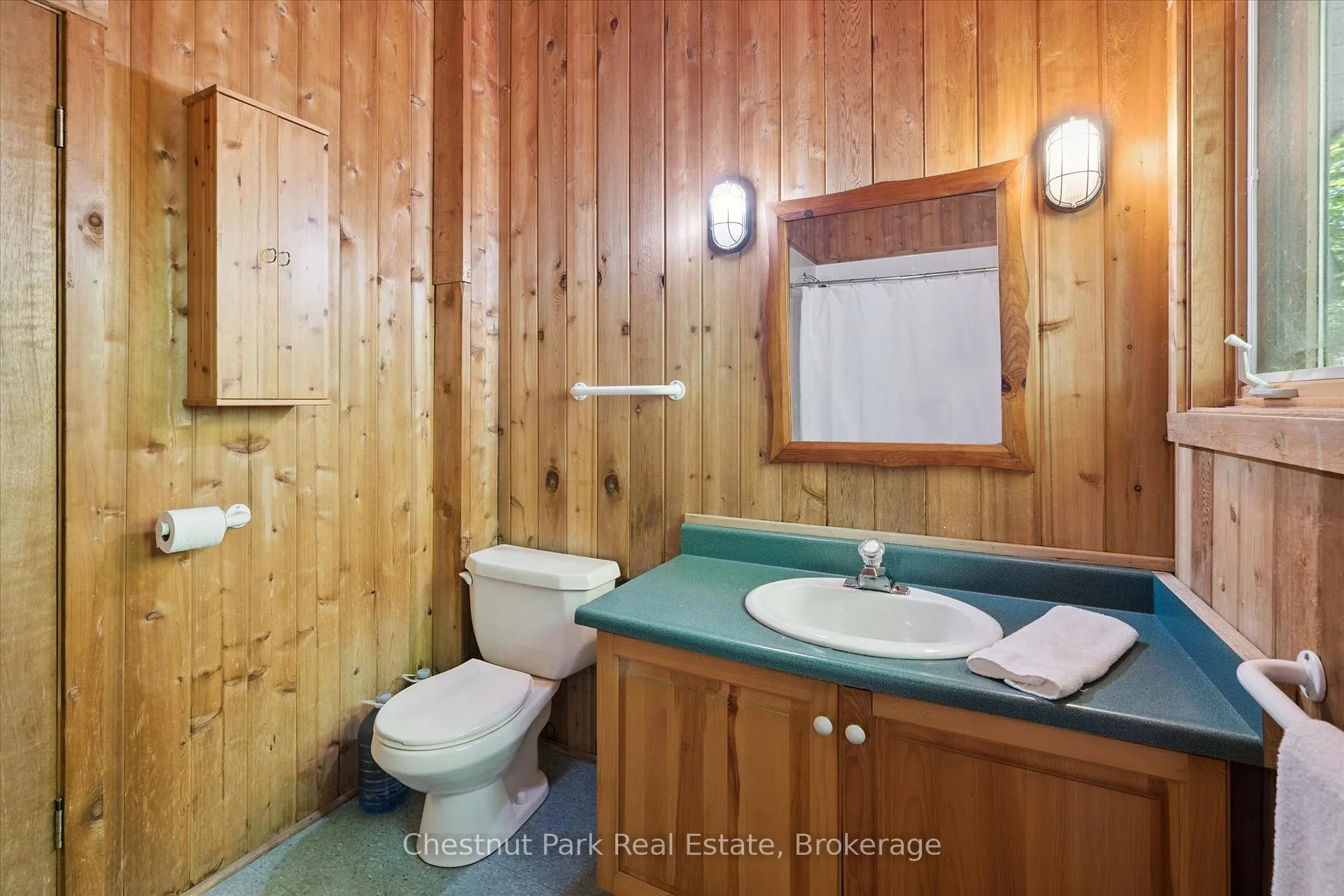 Photo 26 of 982 Browning Island, Bracebridge, Muskoka (N) — HOMEH