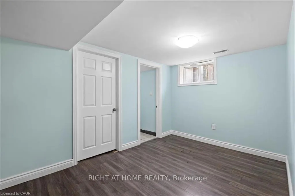 Photo 9 of Unit Lower Level, 134 Victor Boulevard, Hamilton, Greeningdon — HOMEH