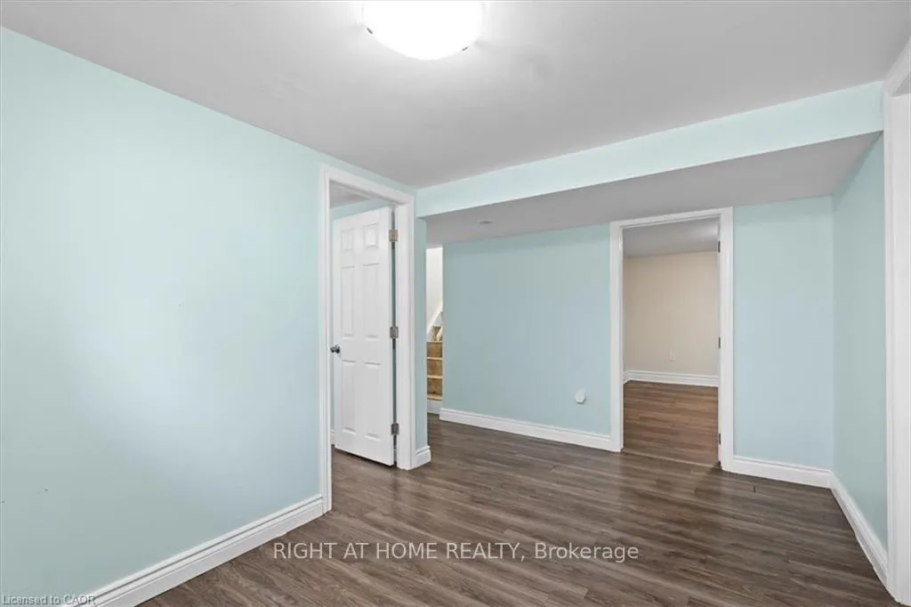 Photo 10 of Unit Lower Level, 134 Victor Boulevard, Hamilton, Greeningdon — HOMEH