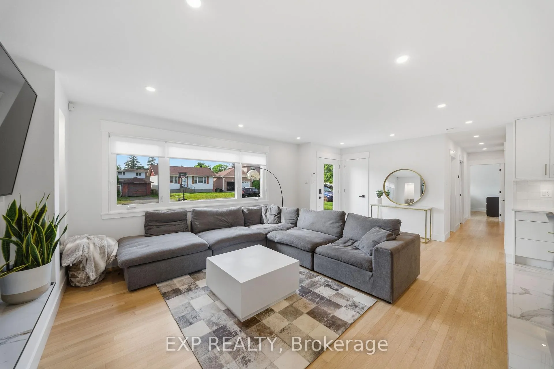 Photo 7 of 78 Chippewa Avenue, Ottawa, Meadowlands/St. Claire Gardens — HOMEH