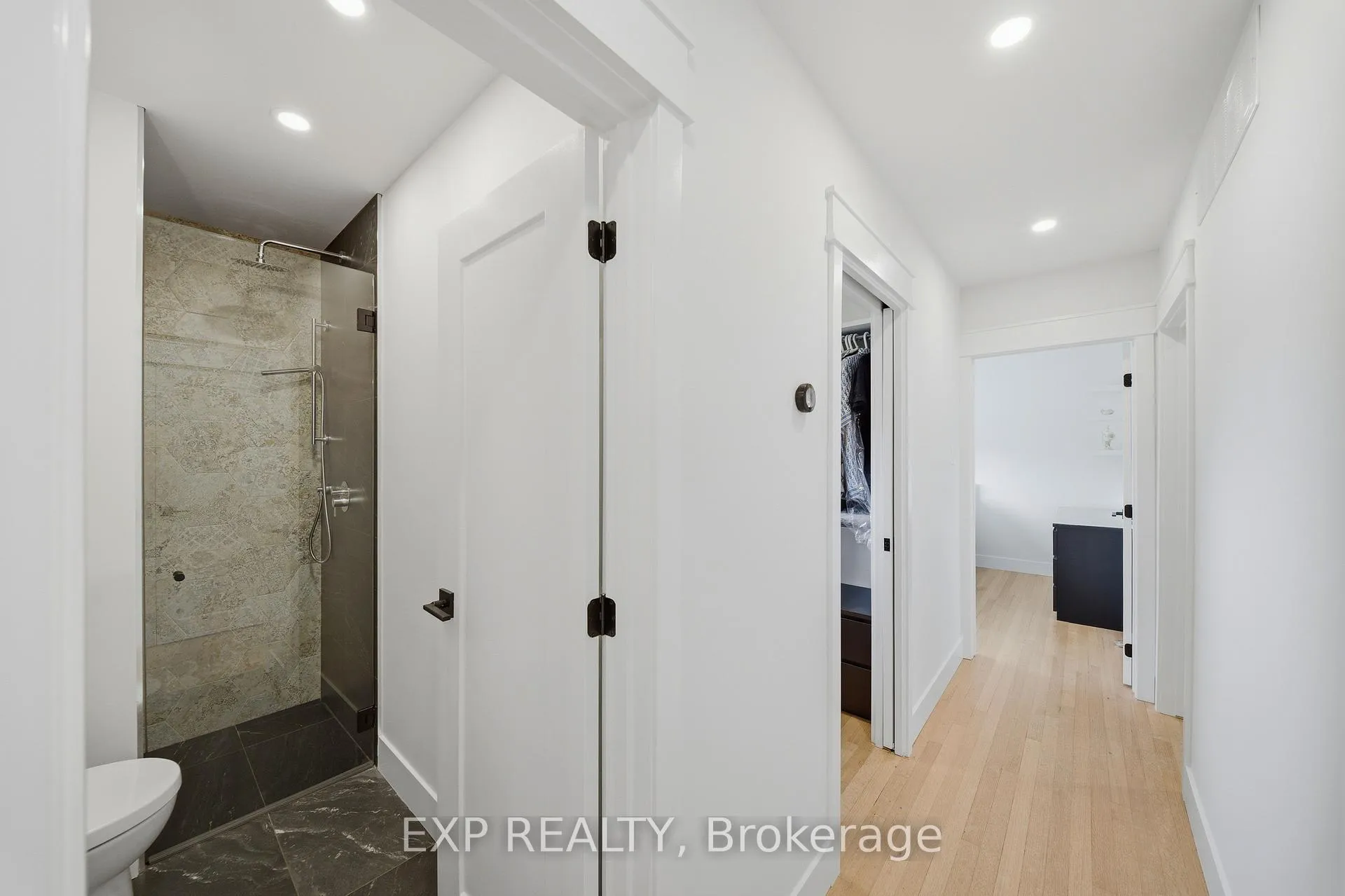 Photo 10 of 78 Chippewa Avenue, Ottawa, Meadowlands/St. Claire Gardens — HOMEH