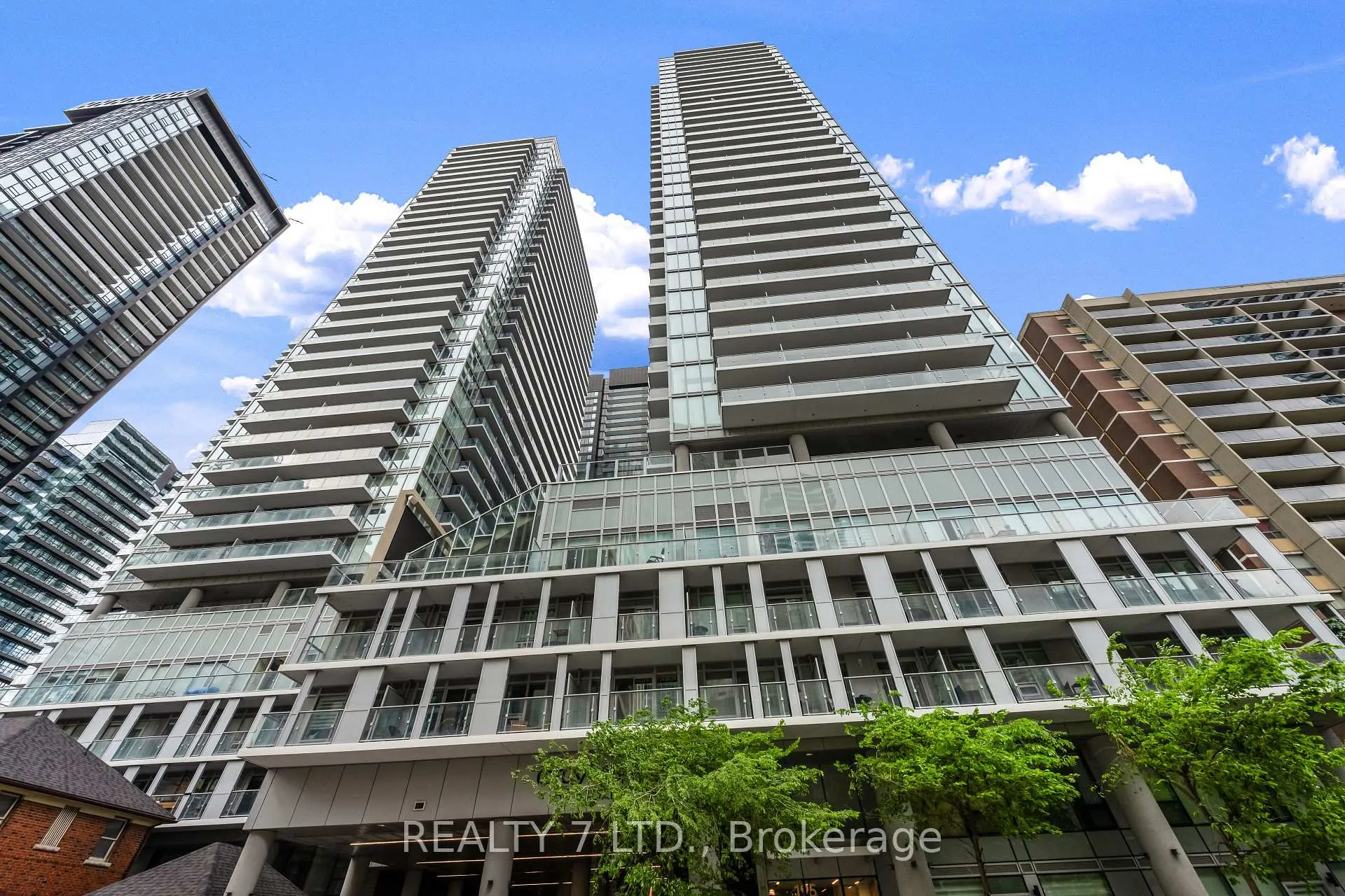 Photo 2 of Unit 2714, 195 Redpath Avenue, Toronto, Mount Pleasant East — HOMEH