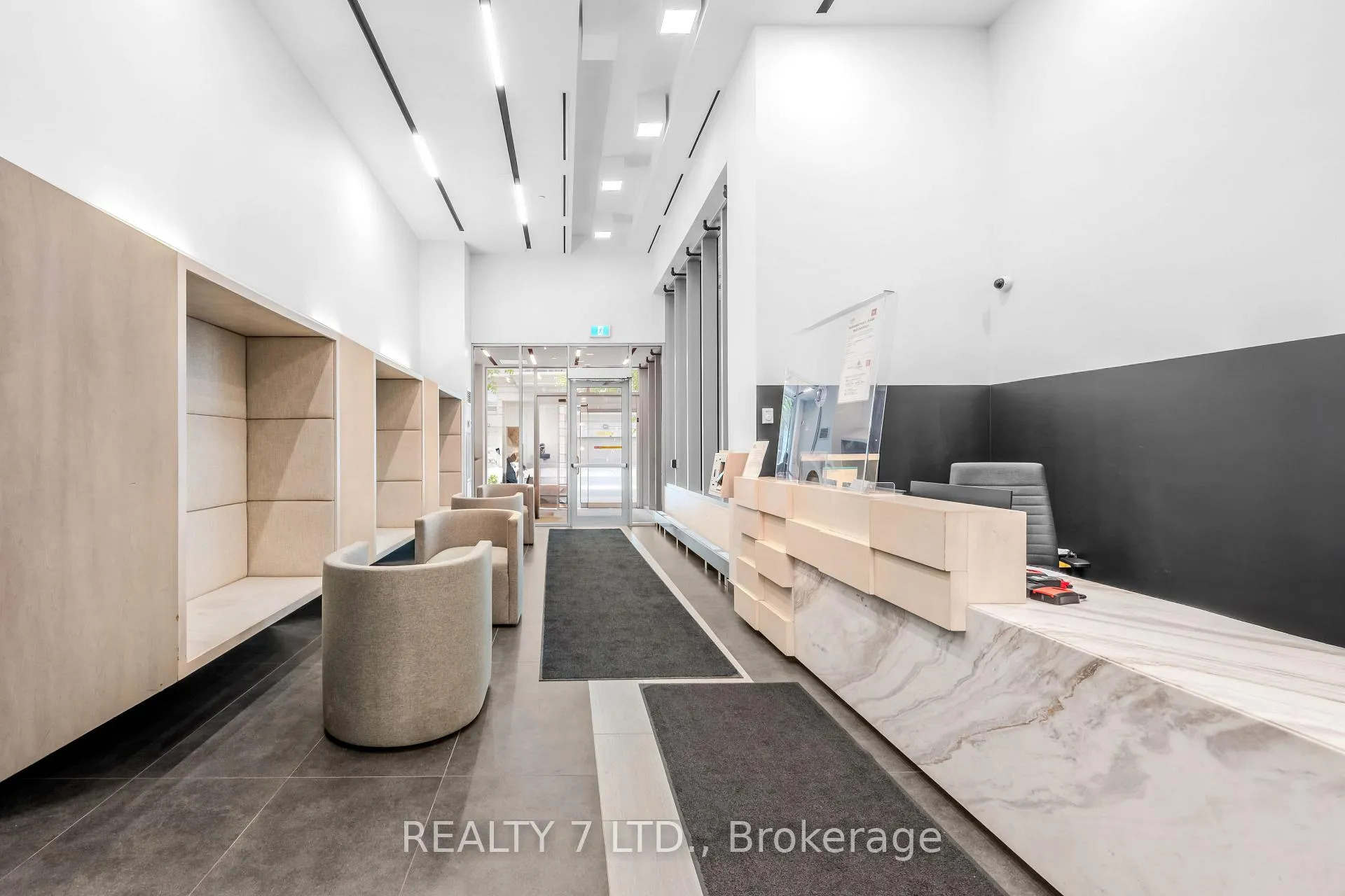 Photo 9 of Unit 2714, 195 Redpath Avenue, Toronto, Mount Pleasant East — HOMEH