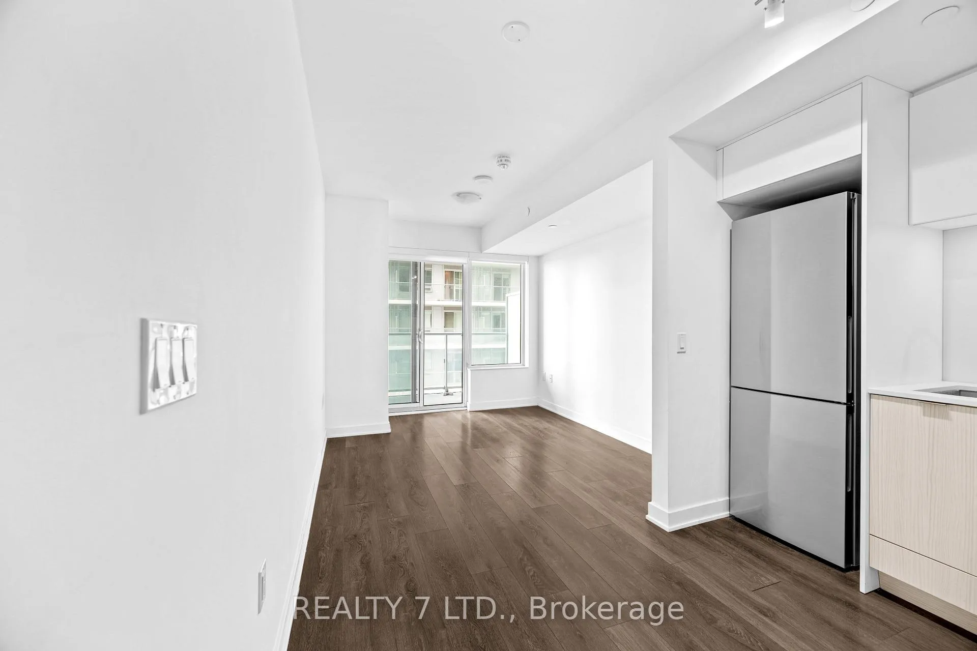 Photo 21 of Unit 2714, 195 Redpath Avenue, Toronto, Mount Pleasant East — HOMEH