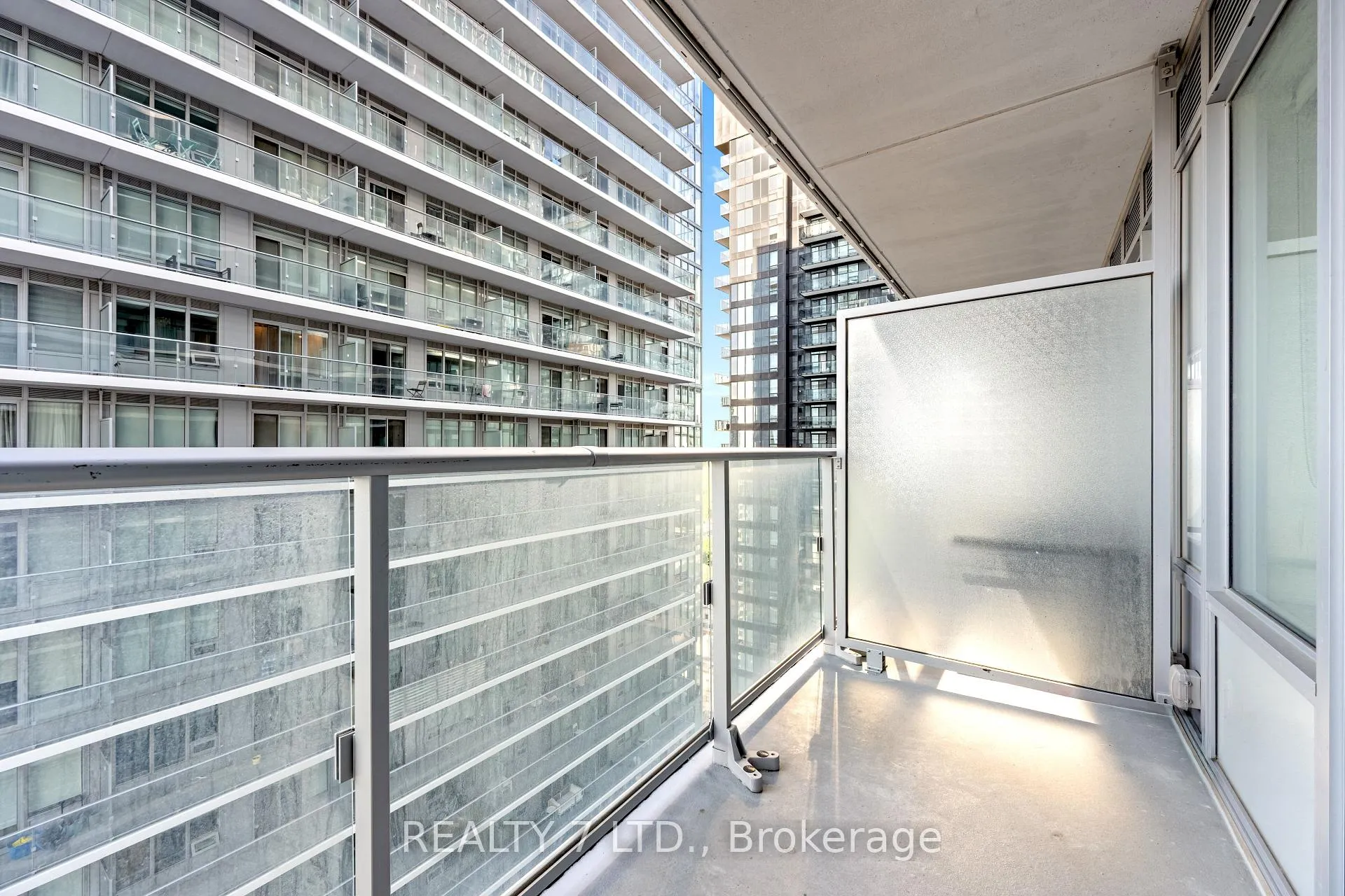 Photo 25 of Unit 2714, 195 Redpath Avenue, Toronto, Mount Pleasant East — HOMEH