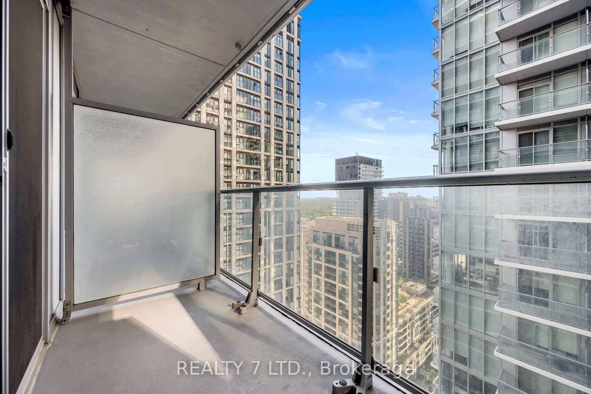Photo 26 of Unit 2714, 195 Redpath Avenue, Toronto, Mount Pleasant East — HOMEH