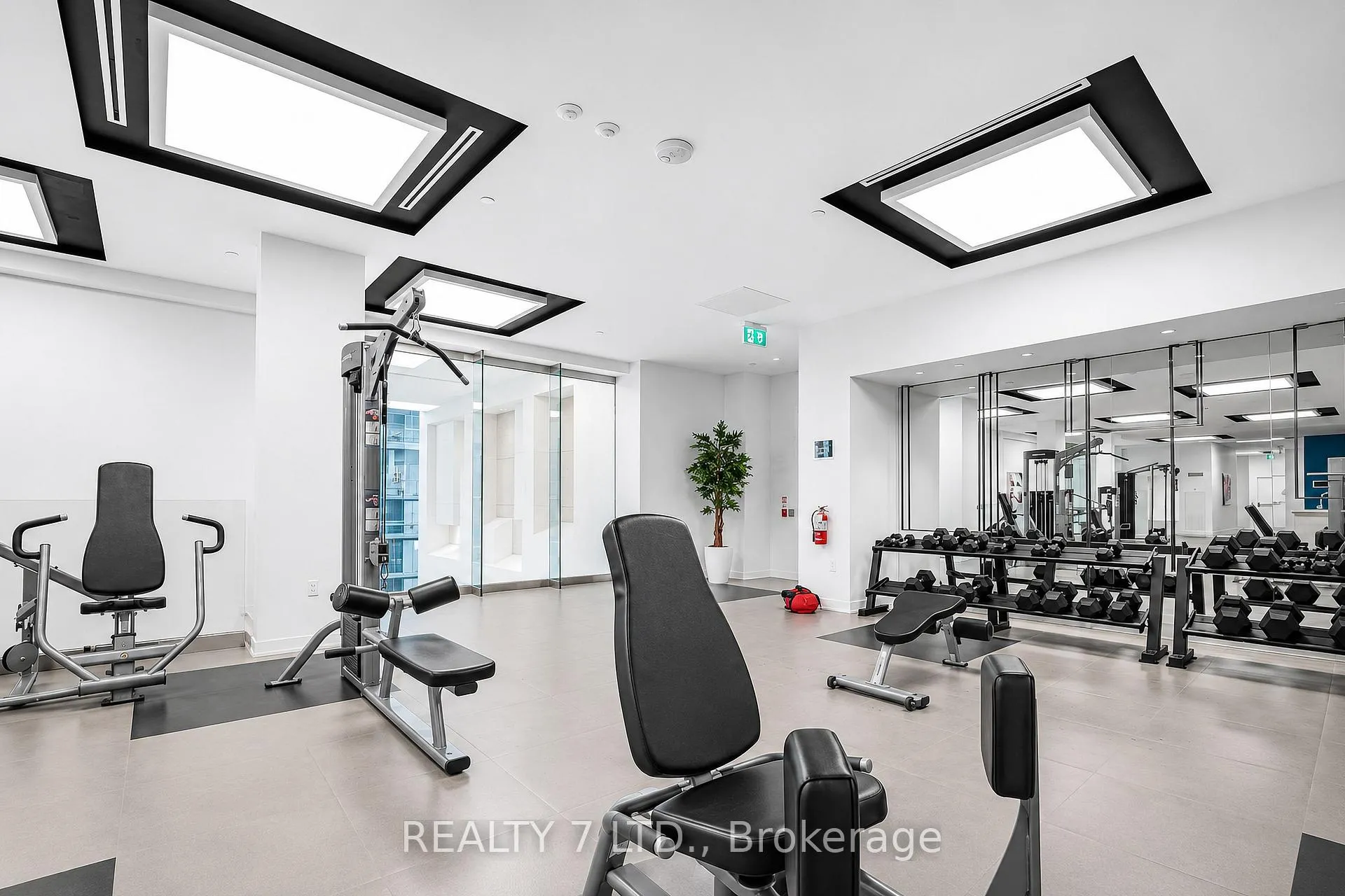 Photo 35 of Unit 2714, 195 Redpath Avenue, Toronto, Mount Pleasant East — HOMEH