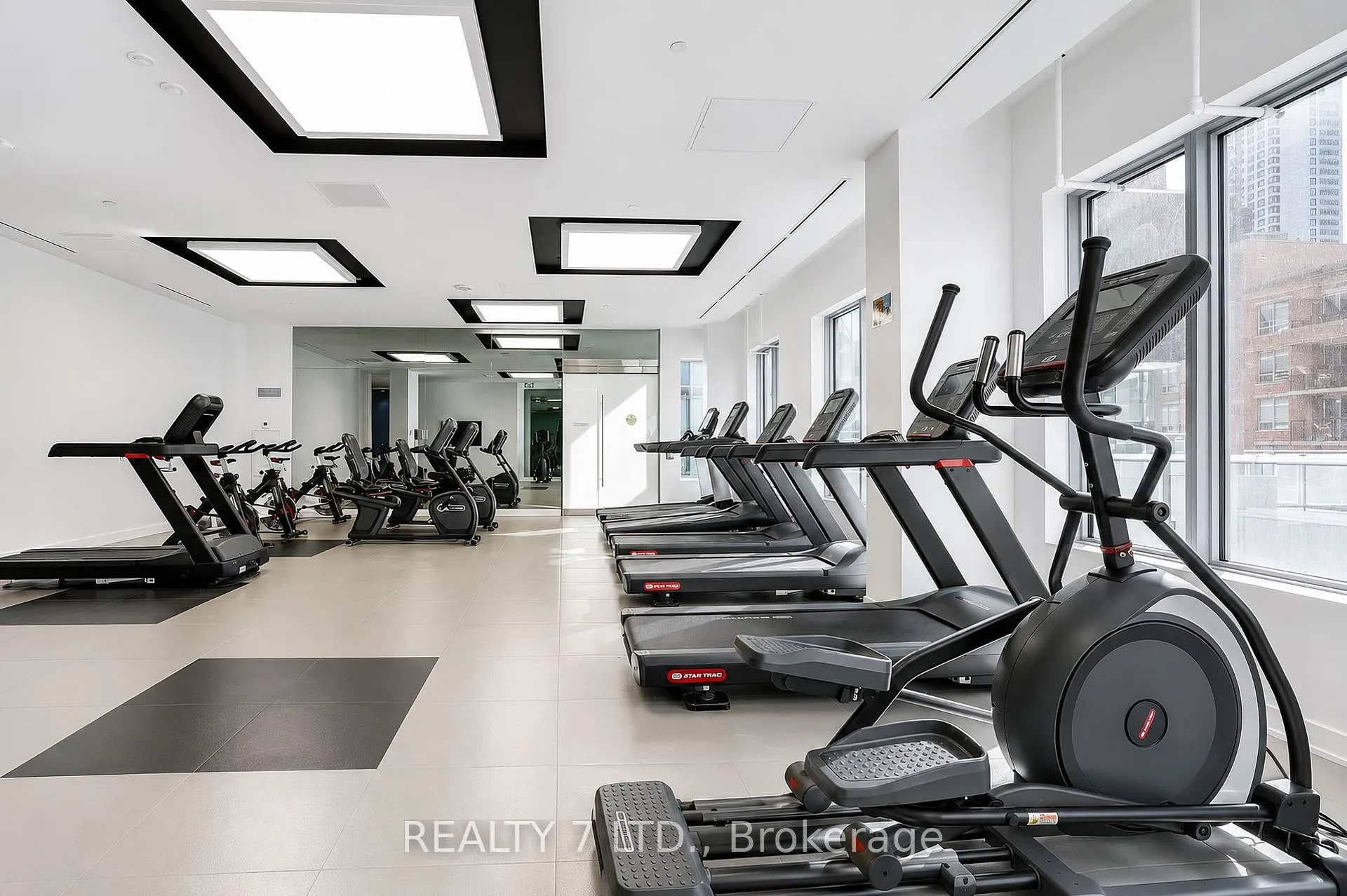 Photo 36 of Unit 2714, 195 Redpath Avenue, Toronto, Mount Pleasant East — HOMEH