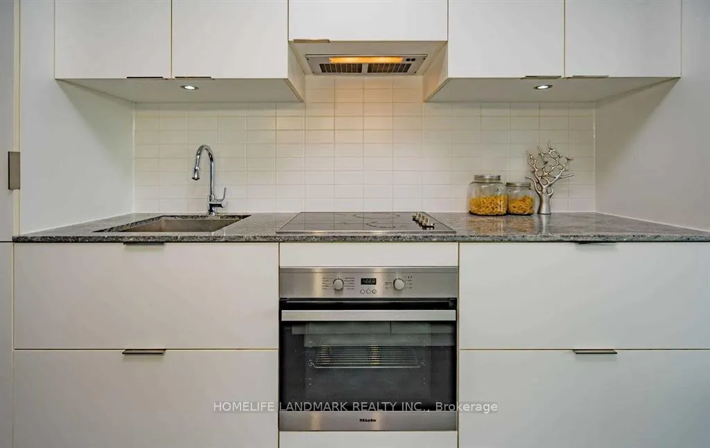 Photo 3 of Unit 3703, 5 St Joseph Street, Toronto, Bay Street Corridor — HOMEH