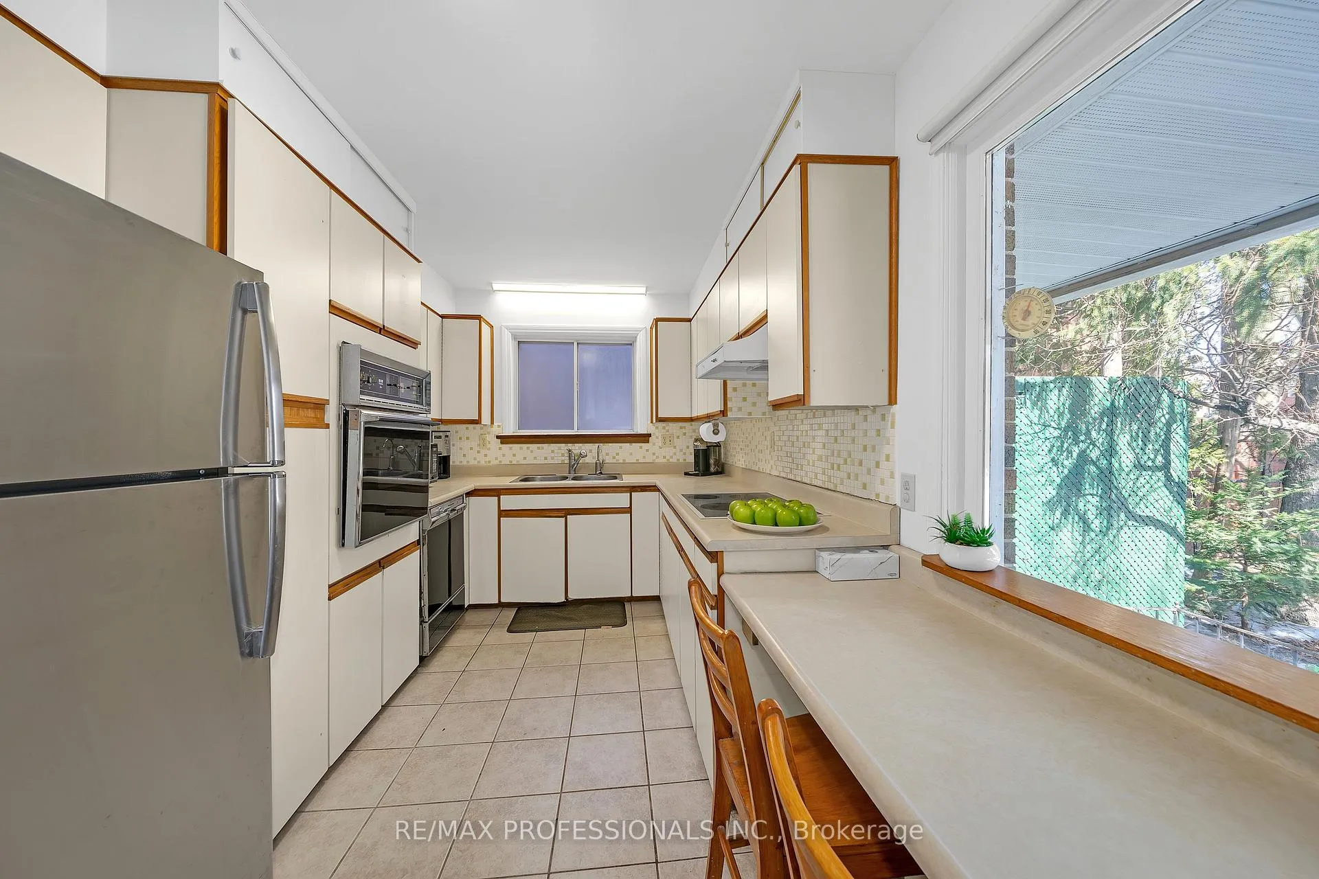 Photo 5 of 29 Tremont Road, Etobicoke, Islington-City Centre West — HOMEH