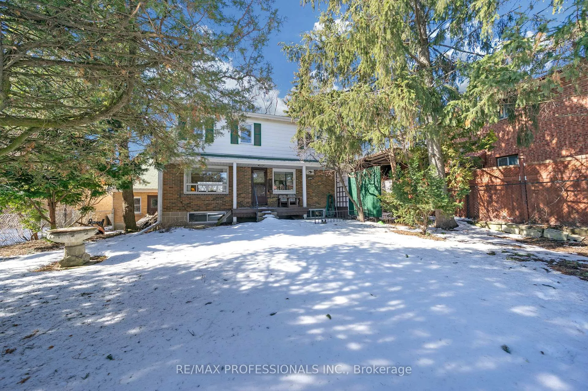 Photo 16 of 29 Tremont Road, Etobicoke, Islington-City Centre West — HOMEH