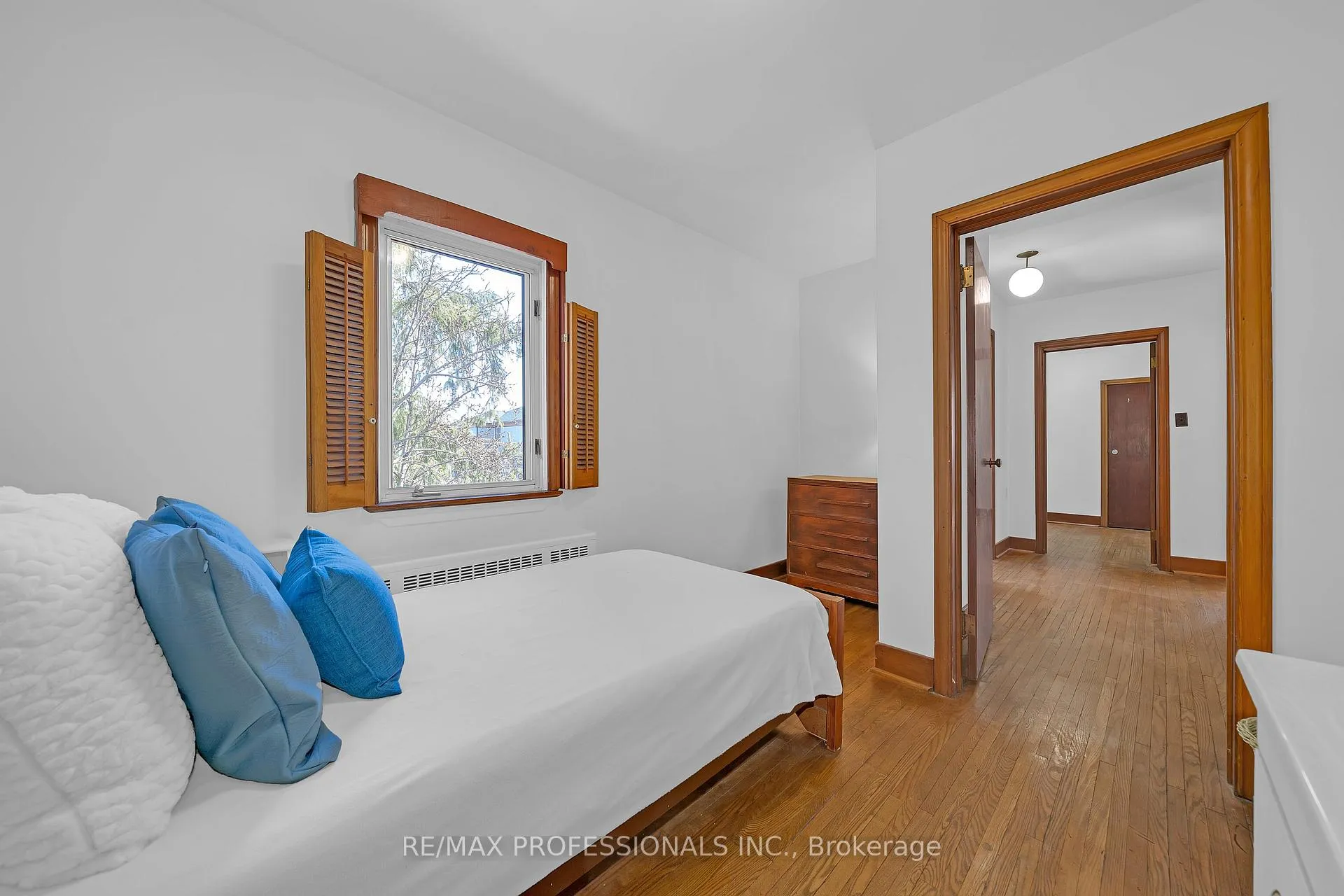 Photo 30 of 29 Tremont Road, Etobicoke, Islington-City Centre West — HOMEH