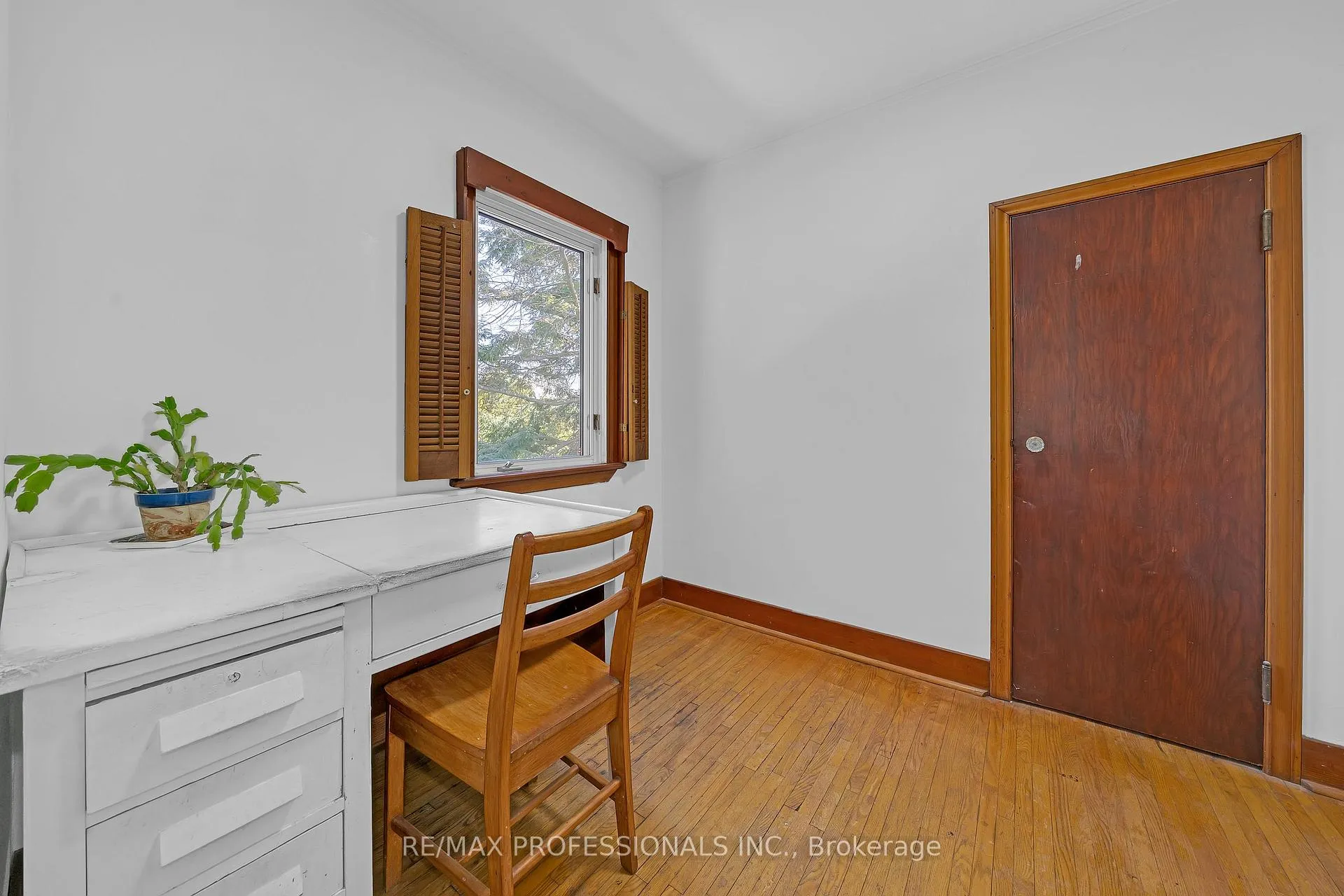 Photo 33 of 29 Tremont Road, Etobicoke, Islington-City Centre West — HOMEH