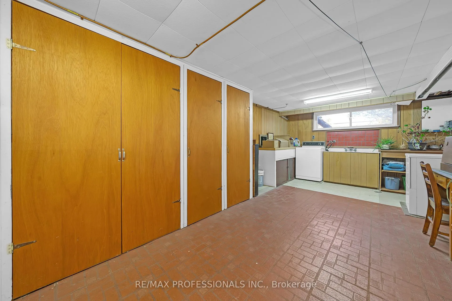 Photo 38 of 29 Tremont Road, Etobicoke, Islington-City Centre West — HOMEH