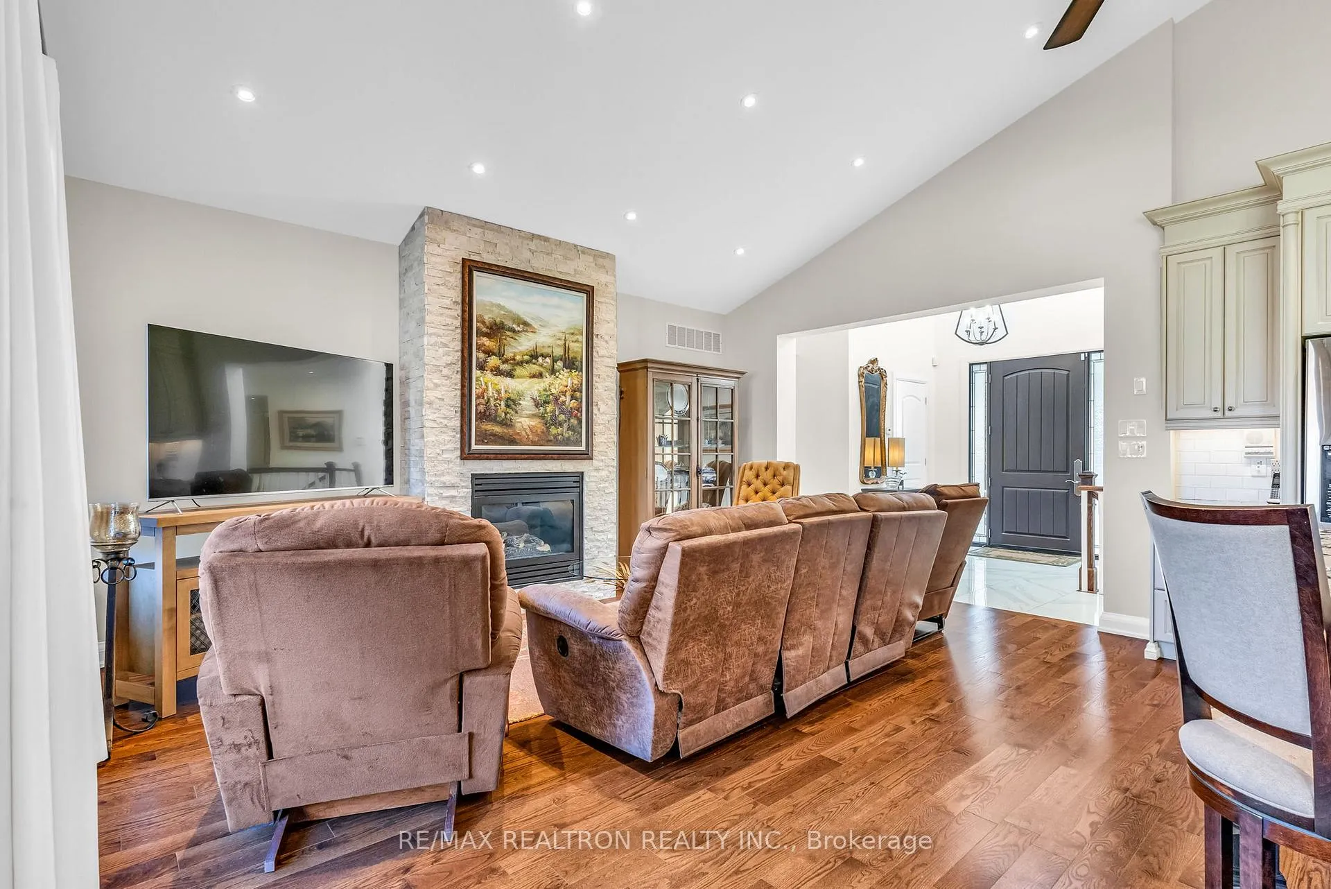Photo 15 of 5023 Franklin Street, Pickering, Rural Pickering — HOMEH