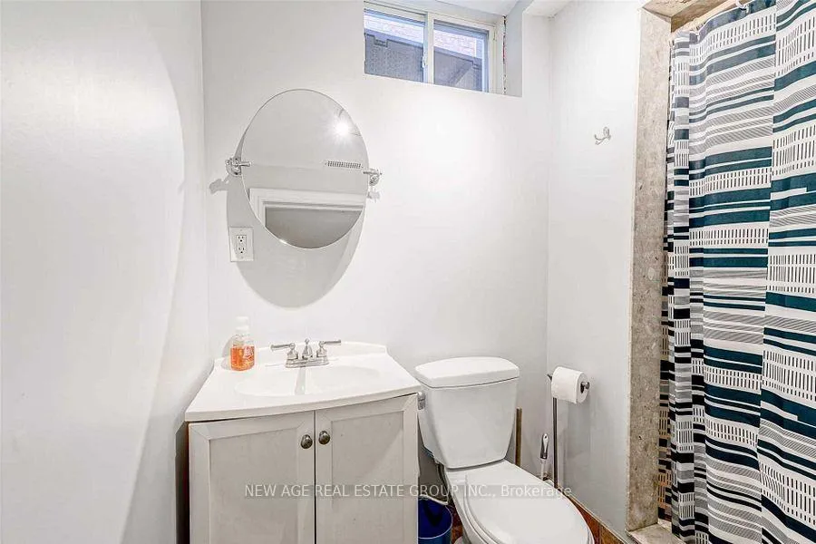 Photo 32 of 42 Ozner Crescent, Vaughan, Vellore Village — HOMEH