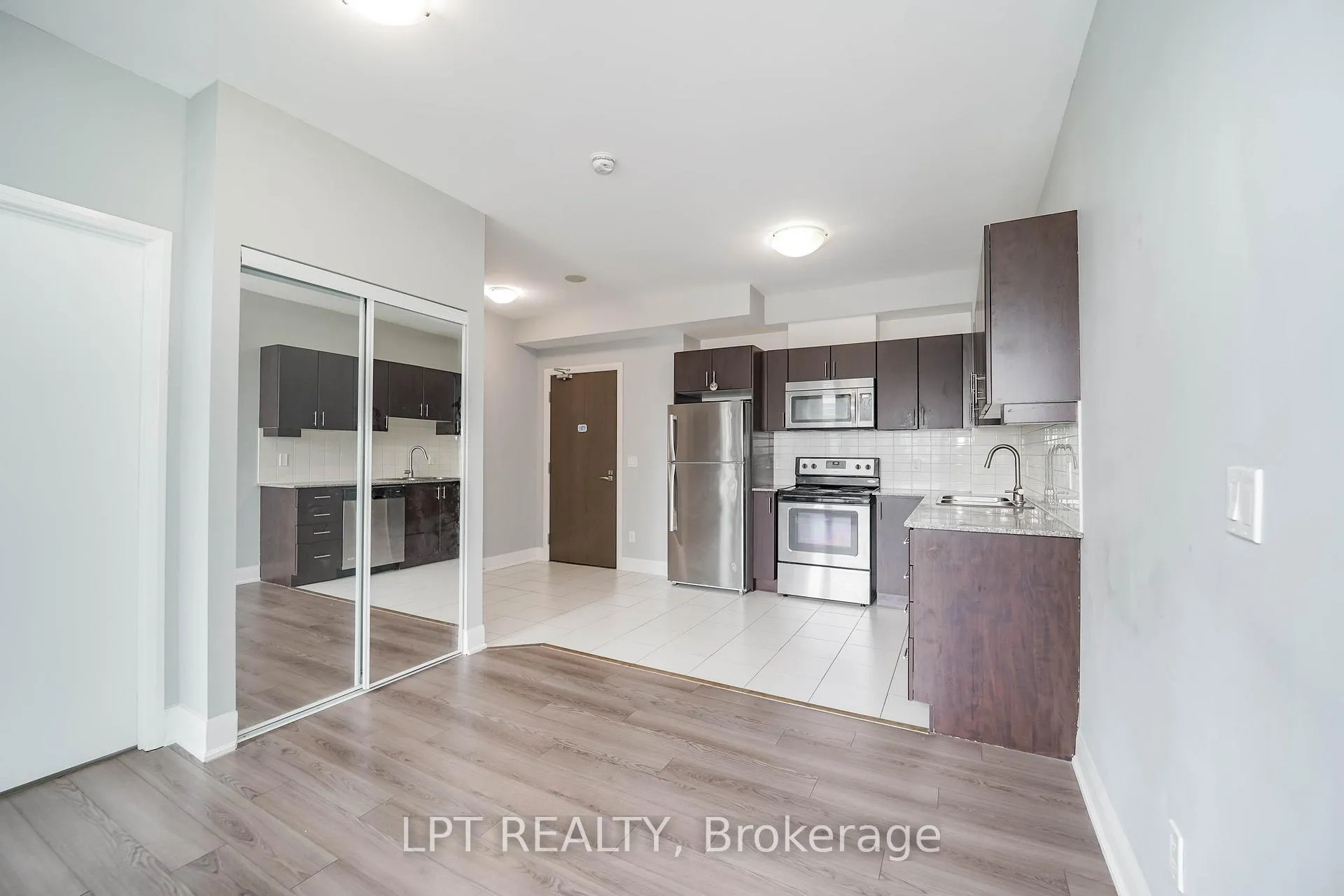 Photo 22 of Unit 312, 2900 Highway 7, Vaughan, Concord — HOMEH