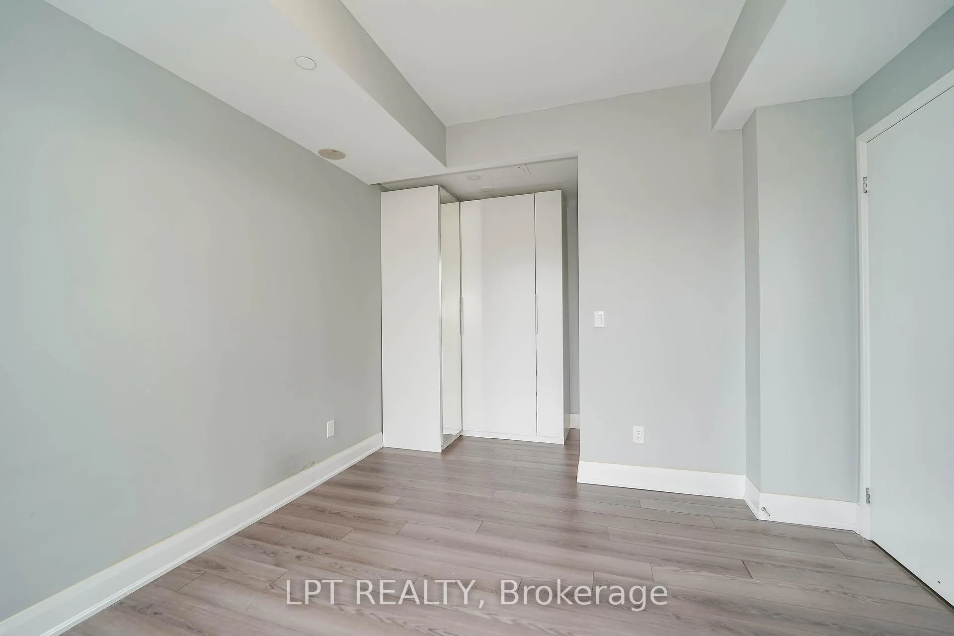Photo 23 of Unit 312, 2900 Highway 7, Vaughan, Concord — HOMEH