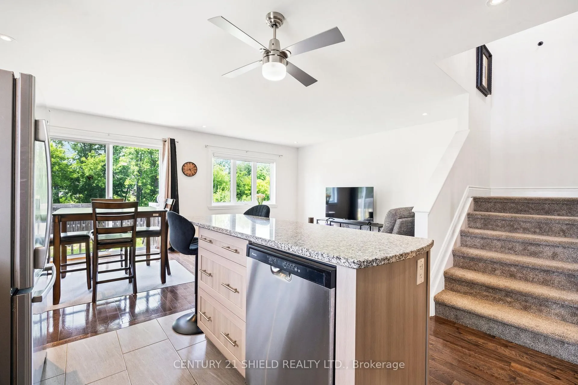 Photo 44 of 1144 Clement Court, Cornwall — HOMEH