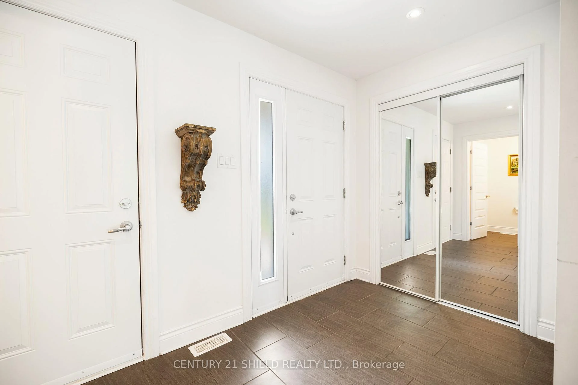 Photo 58 of 1144 Clement Court, Cornwall — HOMEH