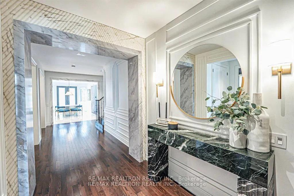Photo 20 of 41 Woodgate Pines Drive, Vaughan, Kleinburg — HOMEH