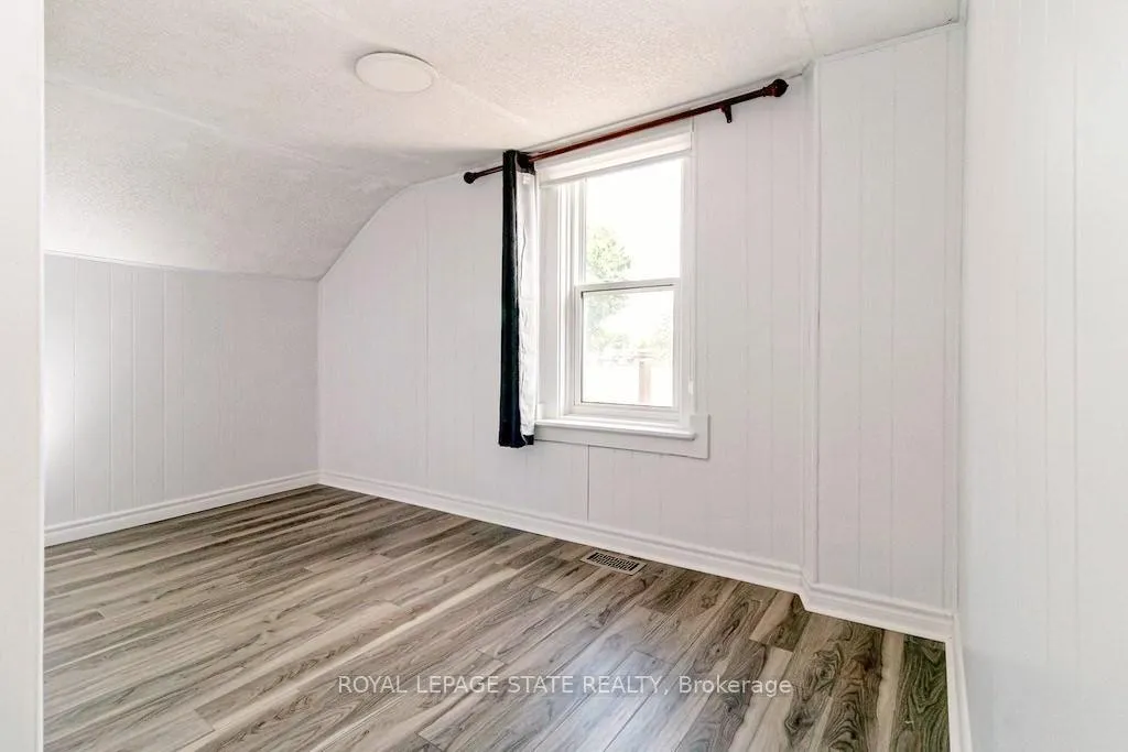 Photo 19 of 170 Cannon Street W, Hamilton, Central — HOMEH