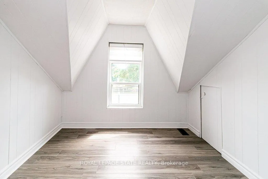 Photo 23 of 170 Cannon Street W, Hamilton, Central — HOMEH