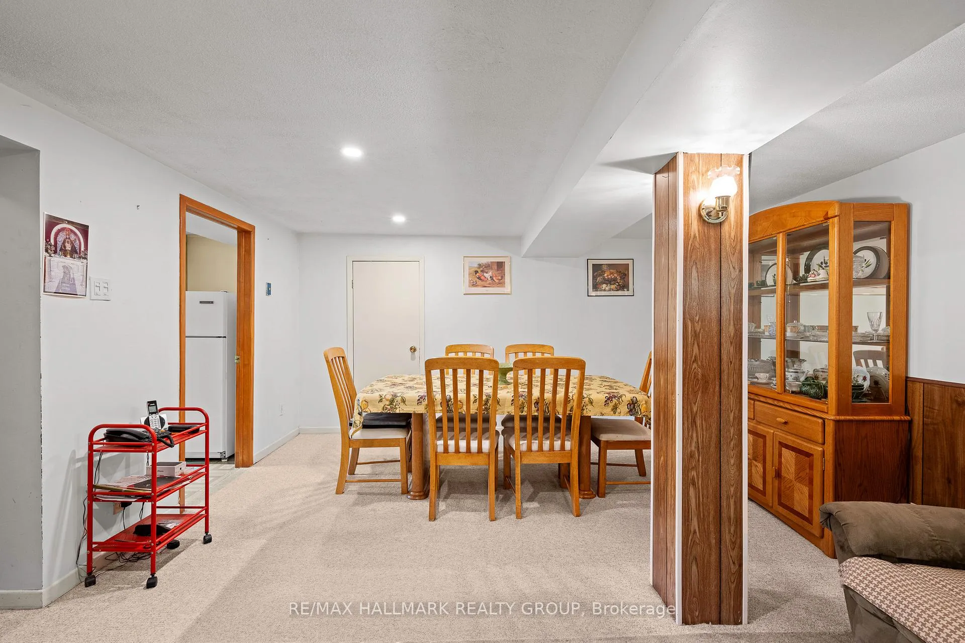 Photo 16 of 839 Weston Drive, Ottawa, Elmvale Acres — HOMEH