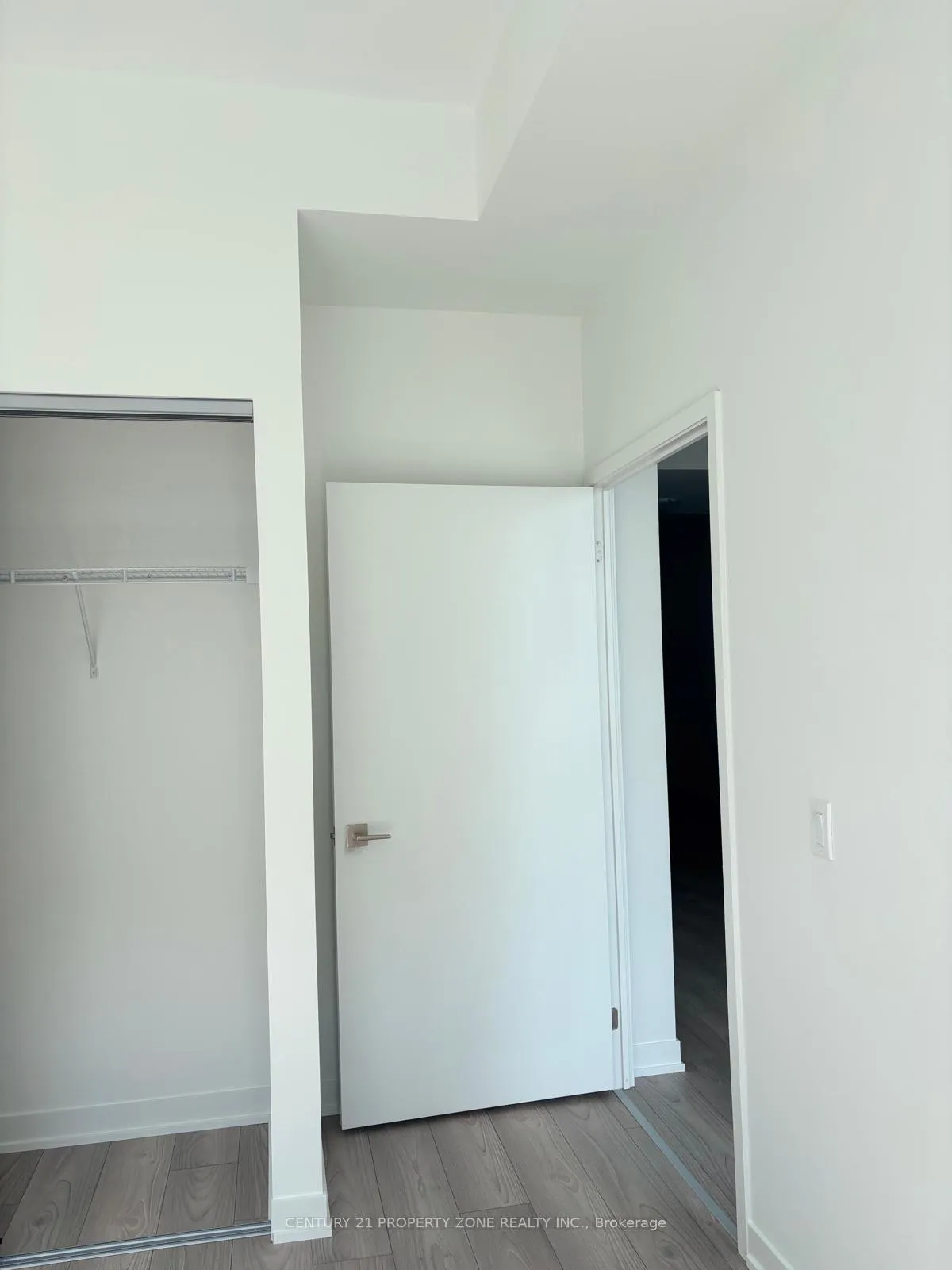 Photo 16 of 474 Caldari Road, Vaughan, Concord — HOMEH