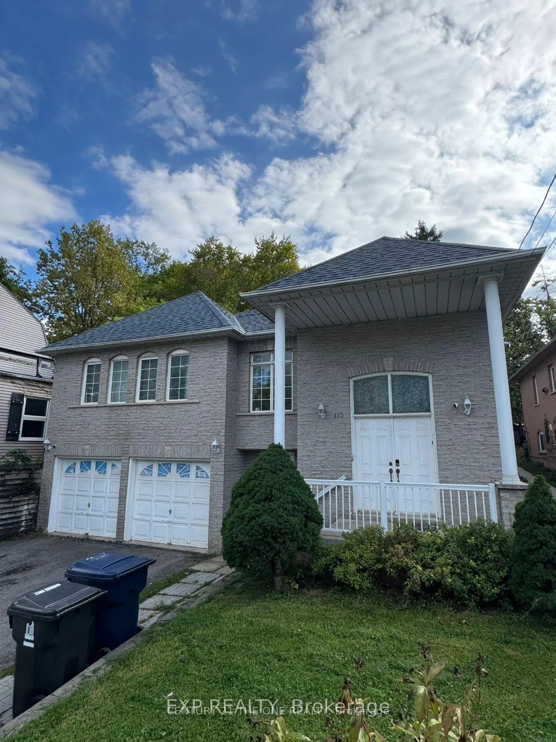 Photo of Unit UPPER ROOM 1, 123 Steeles Avenue E