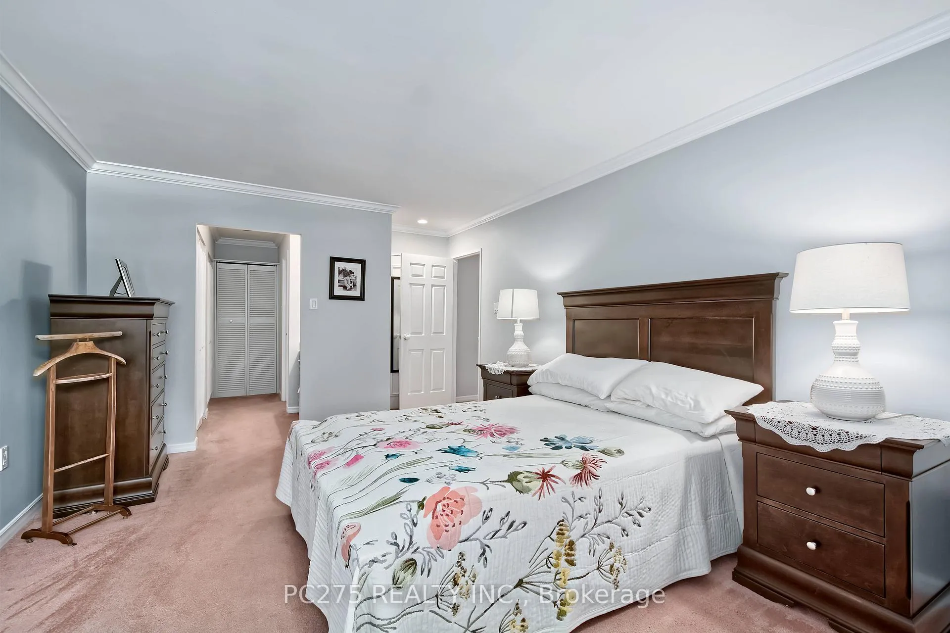 Photo 17 of Unit 216, 300 Everglade Crescent, London, North P — HOMEH