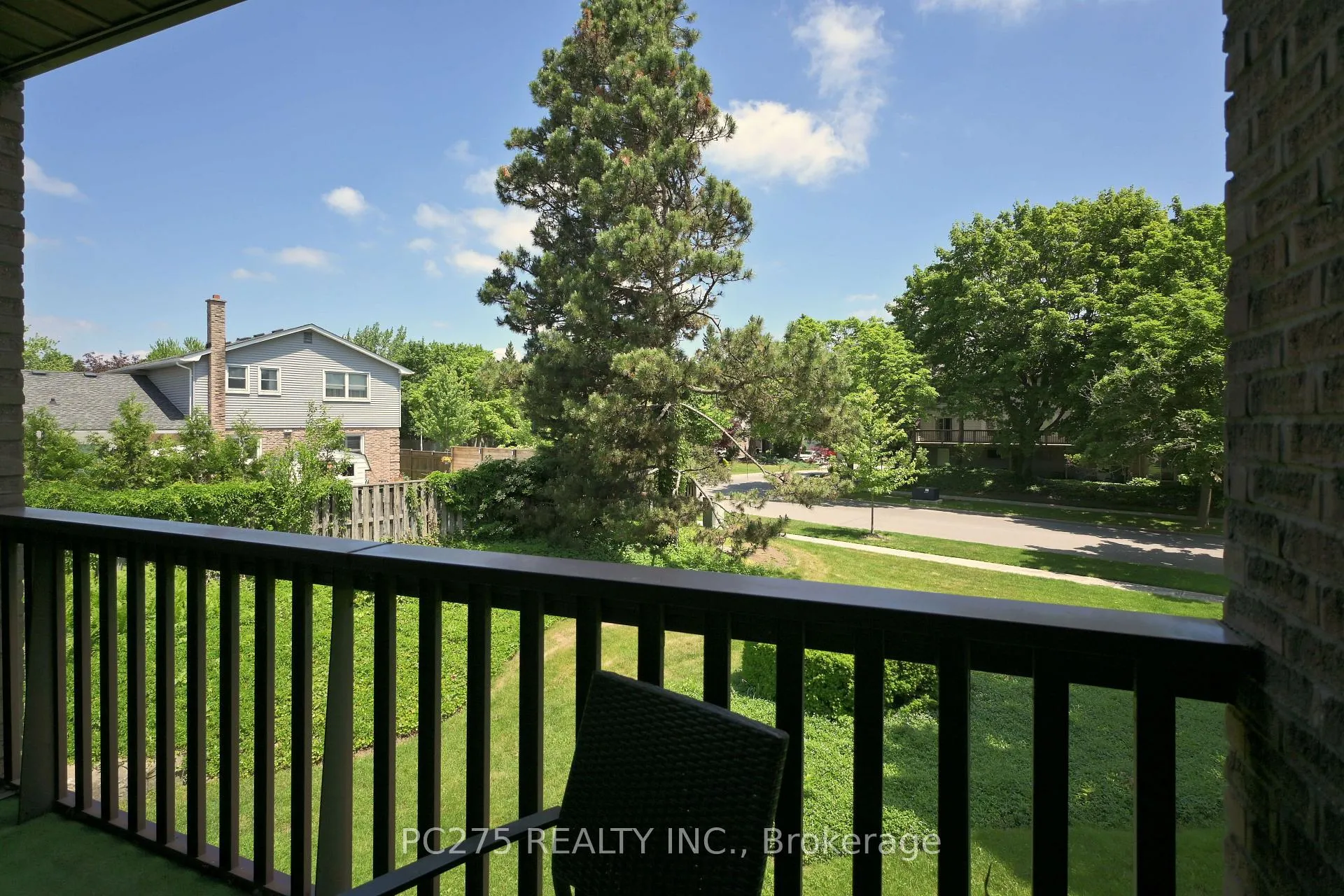 Photo 25 of Unit 216, 300 Everglade Crescent, London, North P — HOMEH