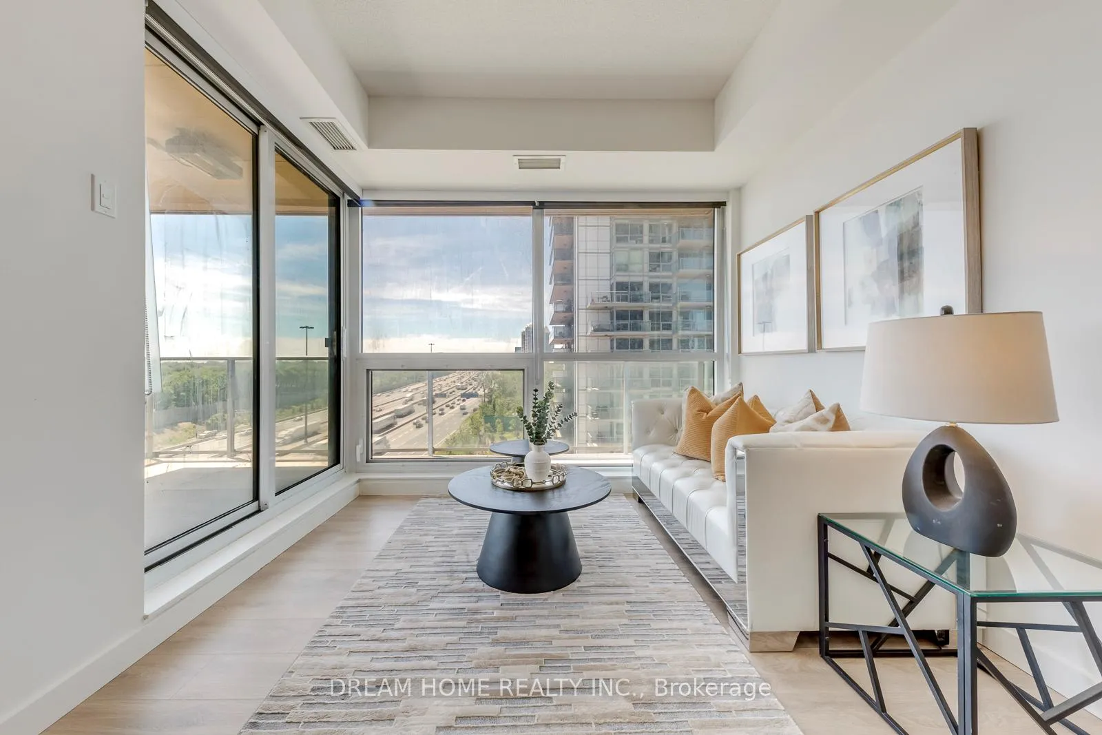 Photo 17 of Unit 1106, 27 McMahon Drive, North York, Bayview Village — HOMEH