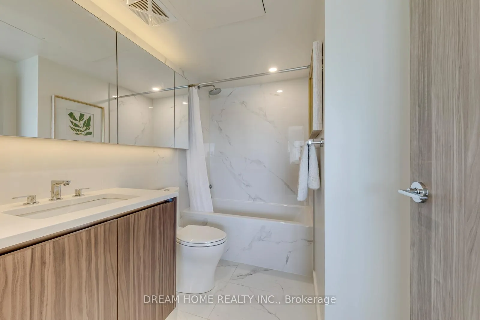 Photo 25 of Unit 1106, 27 McMahon Drive, North York, Bayview Village — HOMEH