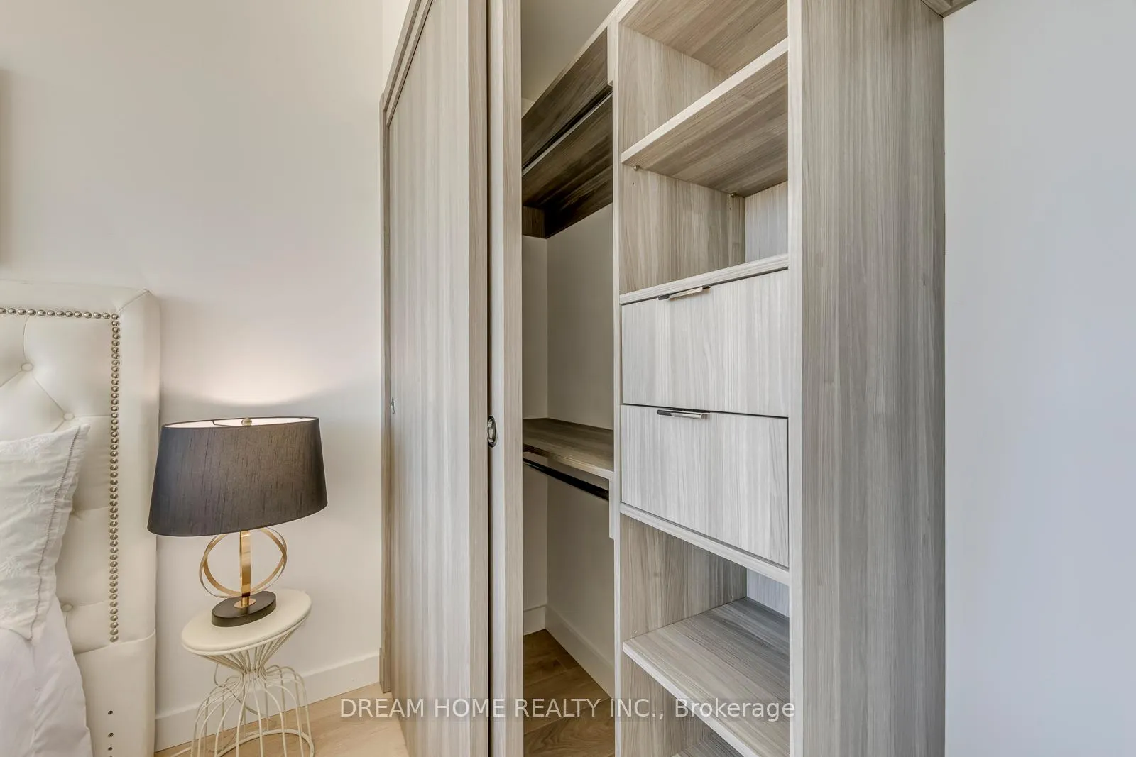Photo 28 of Unit 1106, 27 McMahon Drive, North York, Bayview Village — HOMEH