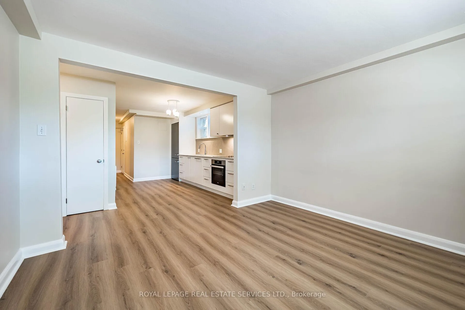 Photo 17 of Unit # 1, 40 Emerald Crescent, Etobicoke, New Toronto — HOMEH