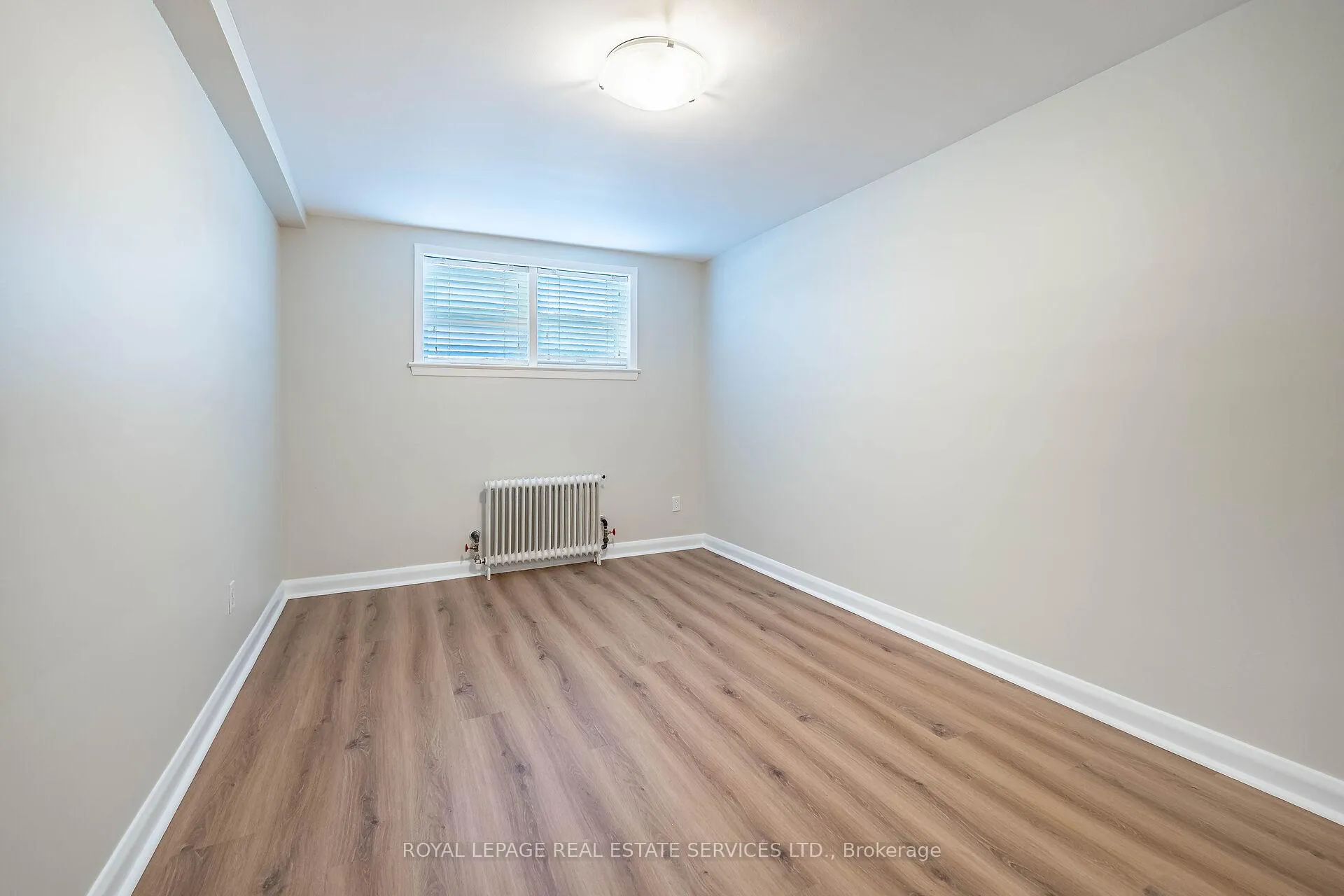 Photo 22 of Unit # 1, 40 Emerald Crescent, Etobicoke, New Toronto — HOMEH